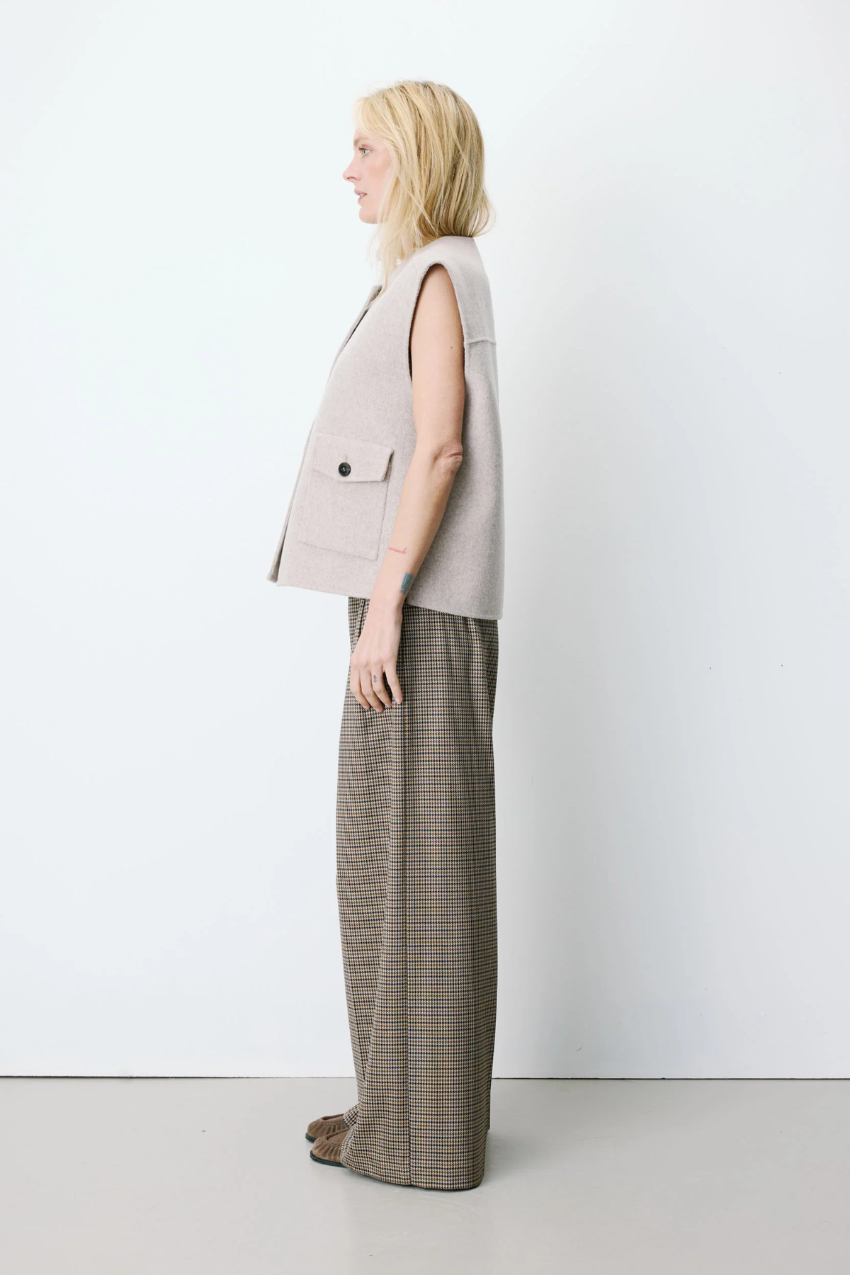ADAGIO VEST - SABLE