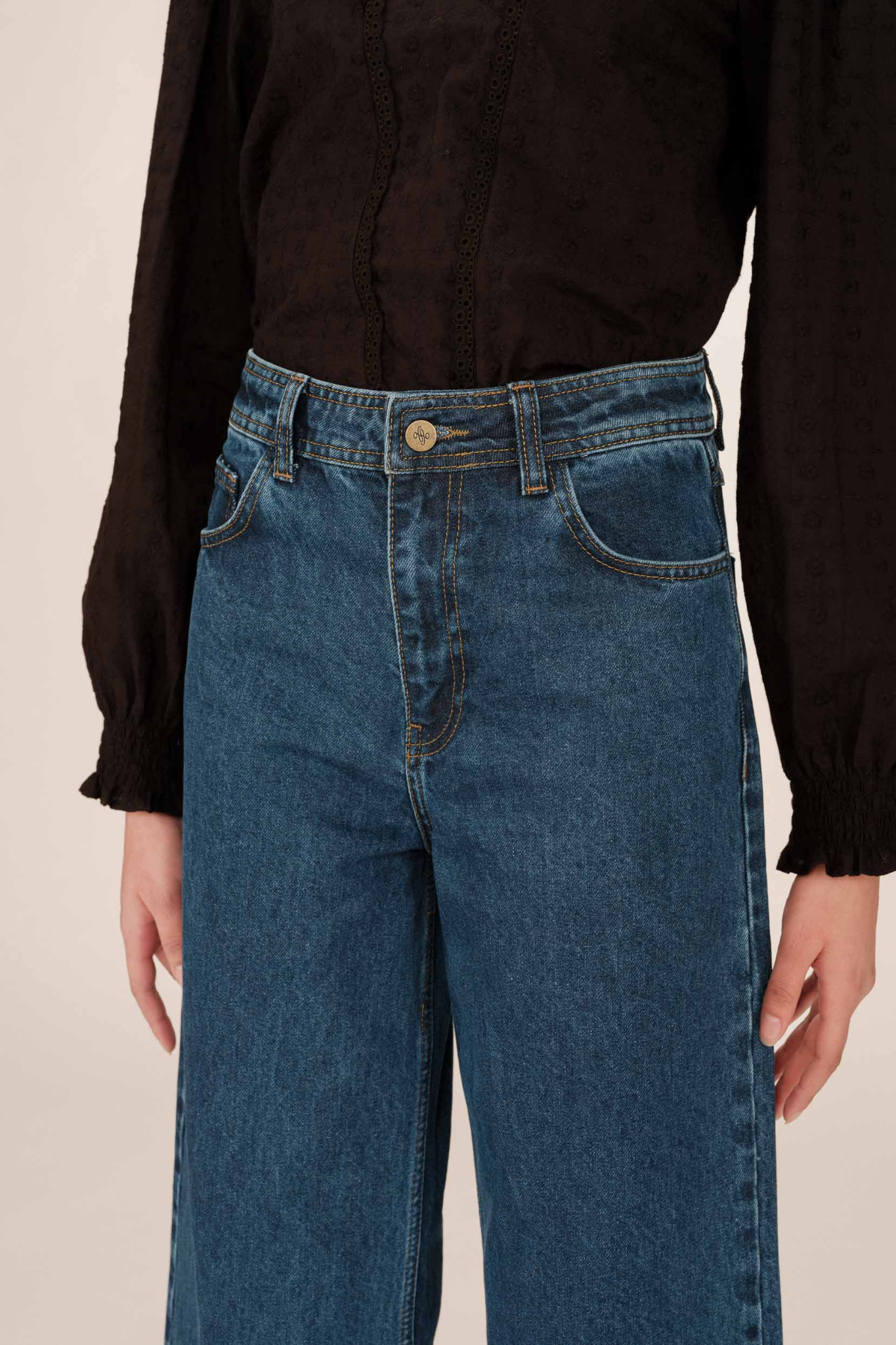 JONAS JEANS - MEDIUM BLUE