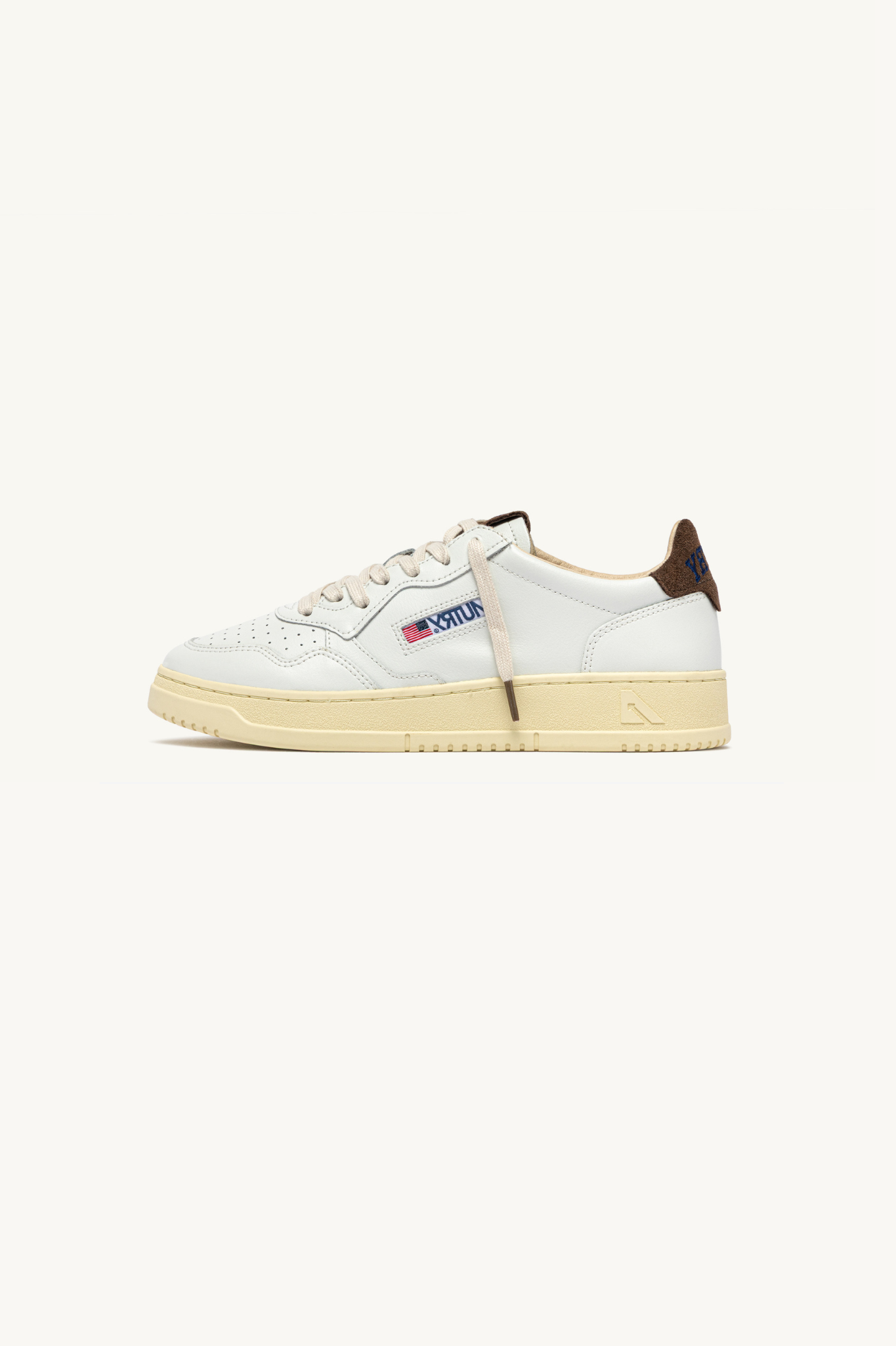 AULM-HJ03 - MEDALIST LOW MEN SNEAKERS - LEA/SUECOLLEG WHT/CHOCOCHIP