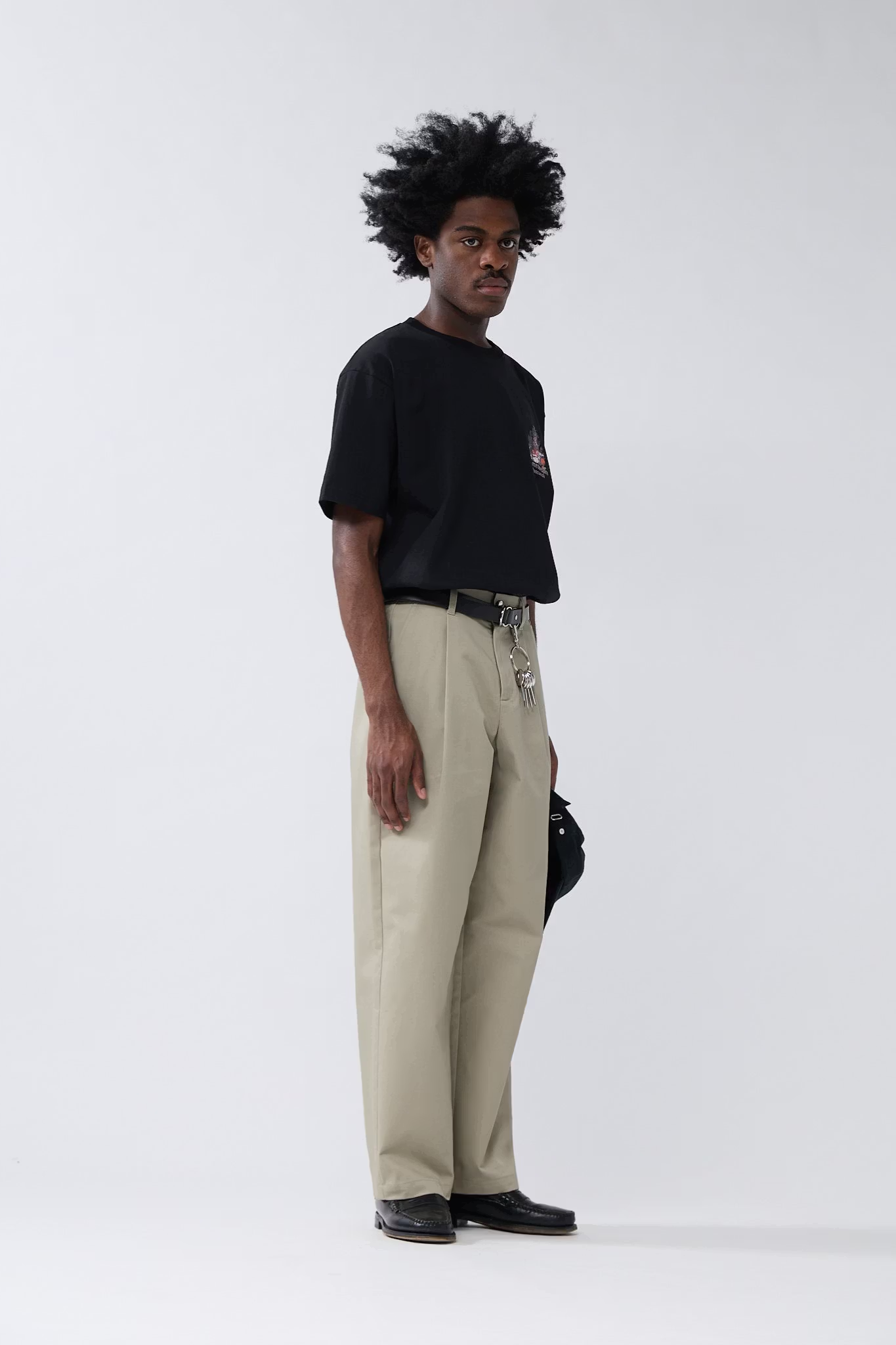 BUFFET T-SHIRT - BLACK