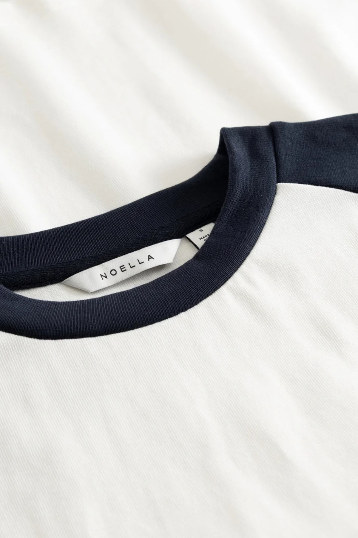 NIKKIE TOP - WHITE NAVY COMBO
