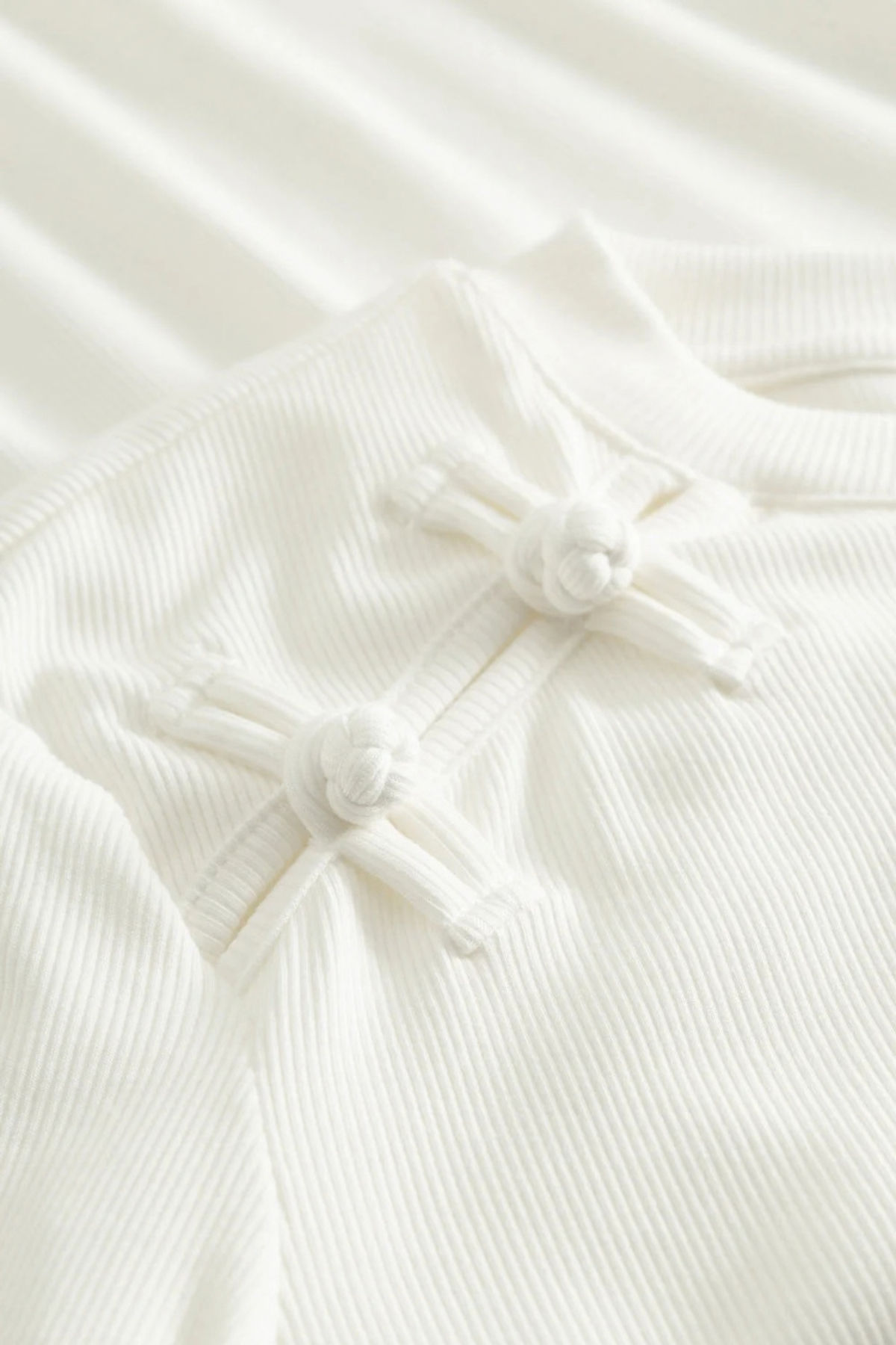 NEINA TOP - WHITE