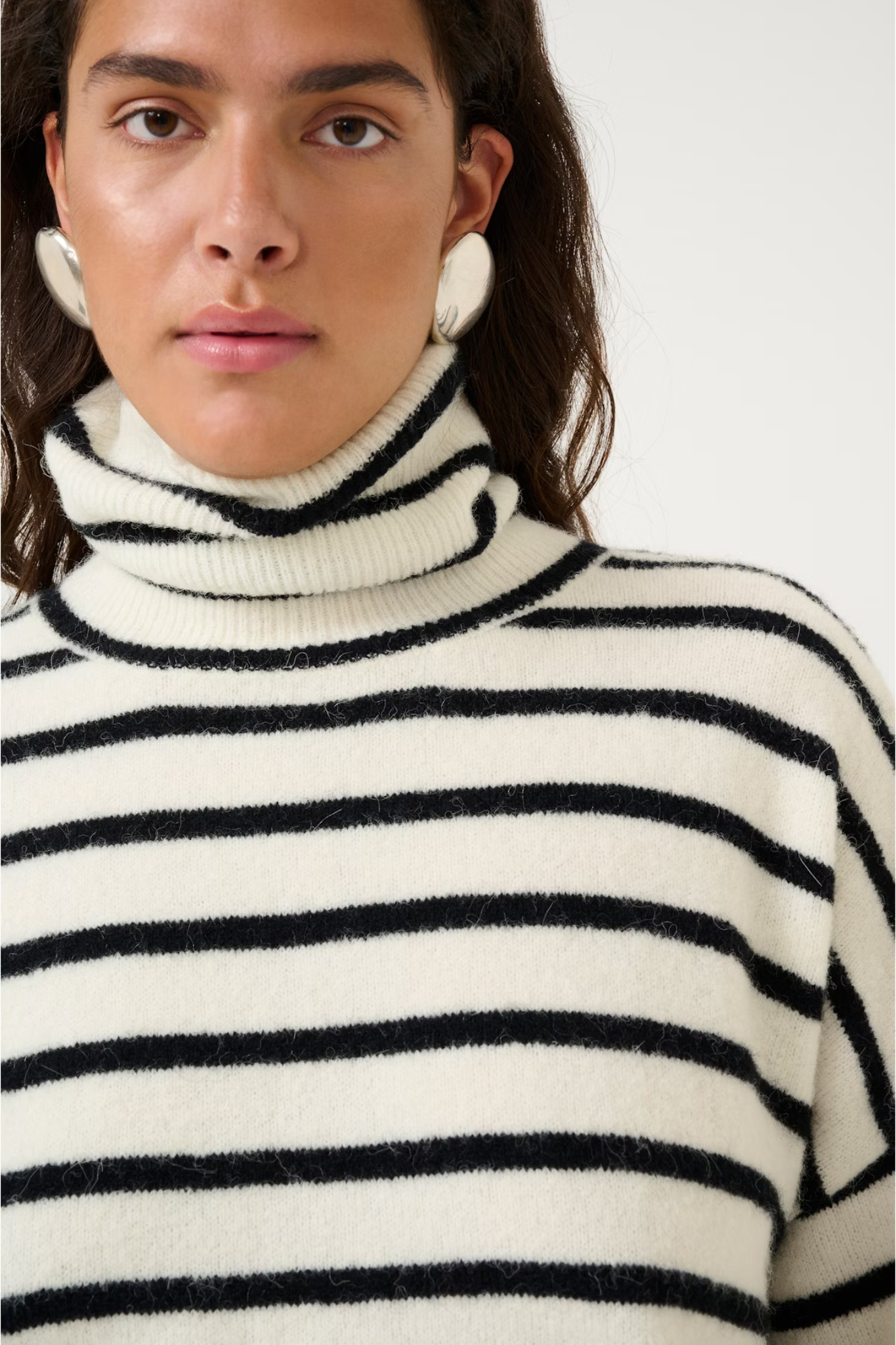 ALPHA ROLLNECK STRIPED - CHARCOAL BLACK