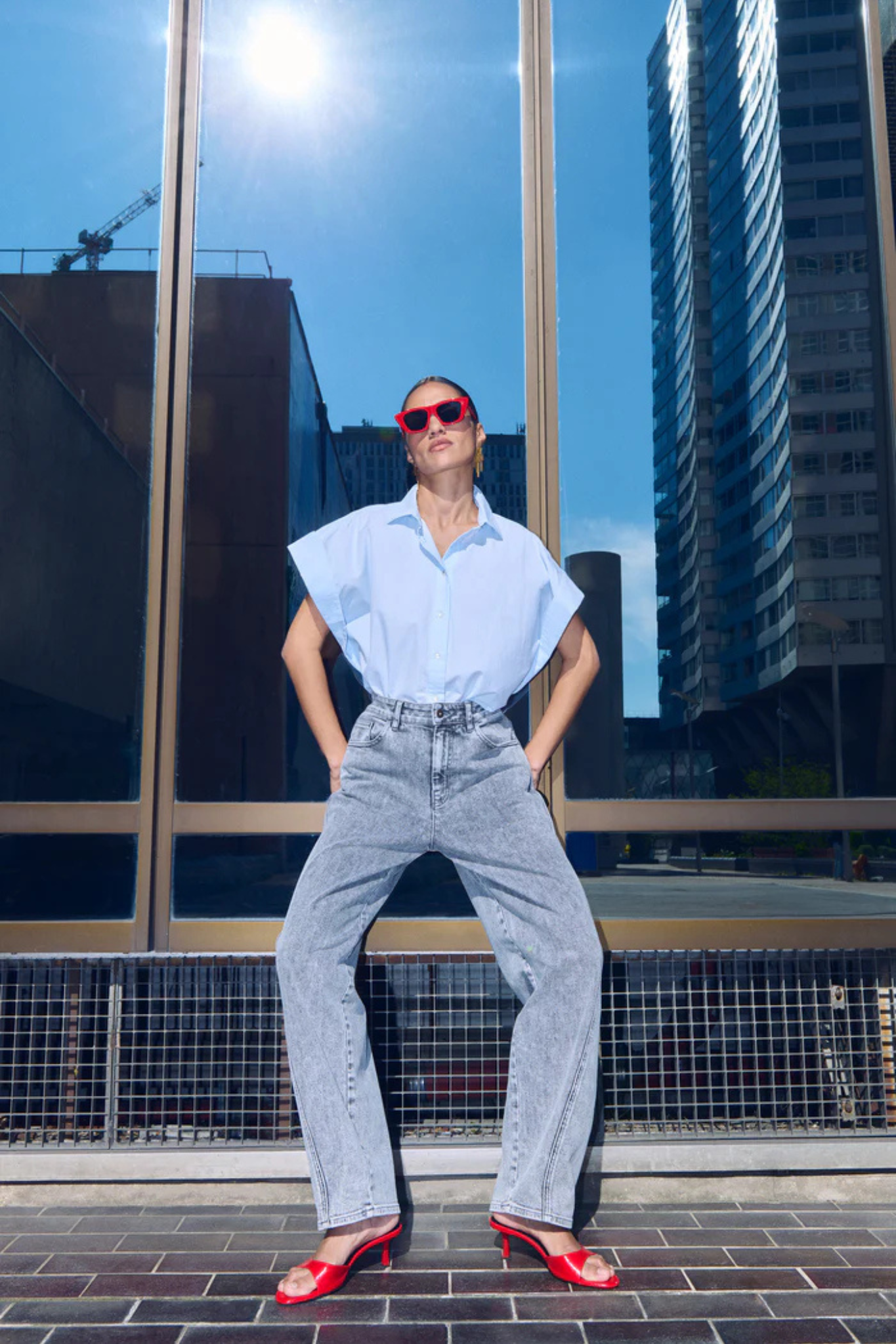 PIXIE CHAMBRAY BLOUSE - LIGHT BLUE