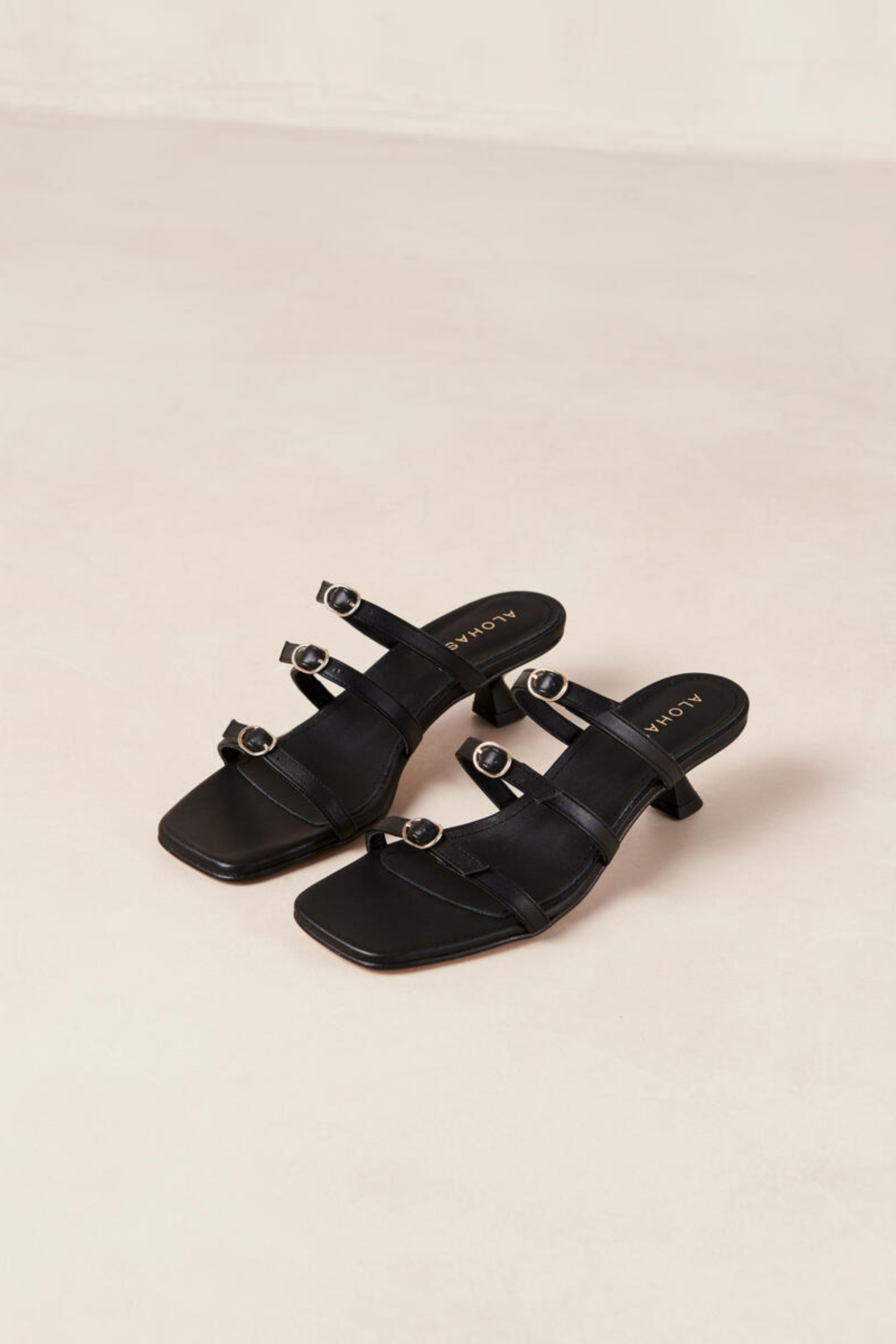 ARTEFACT LEATHER SANDALS - BLACK