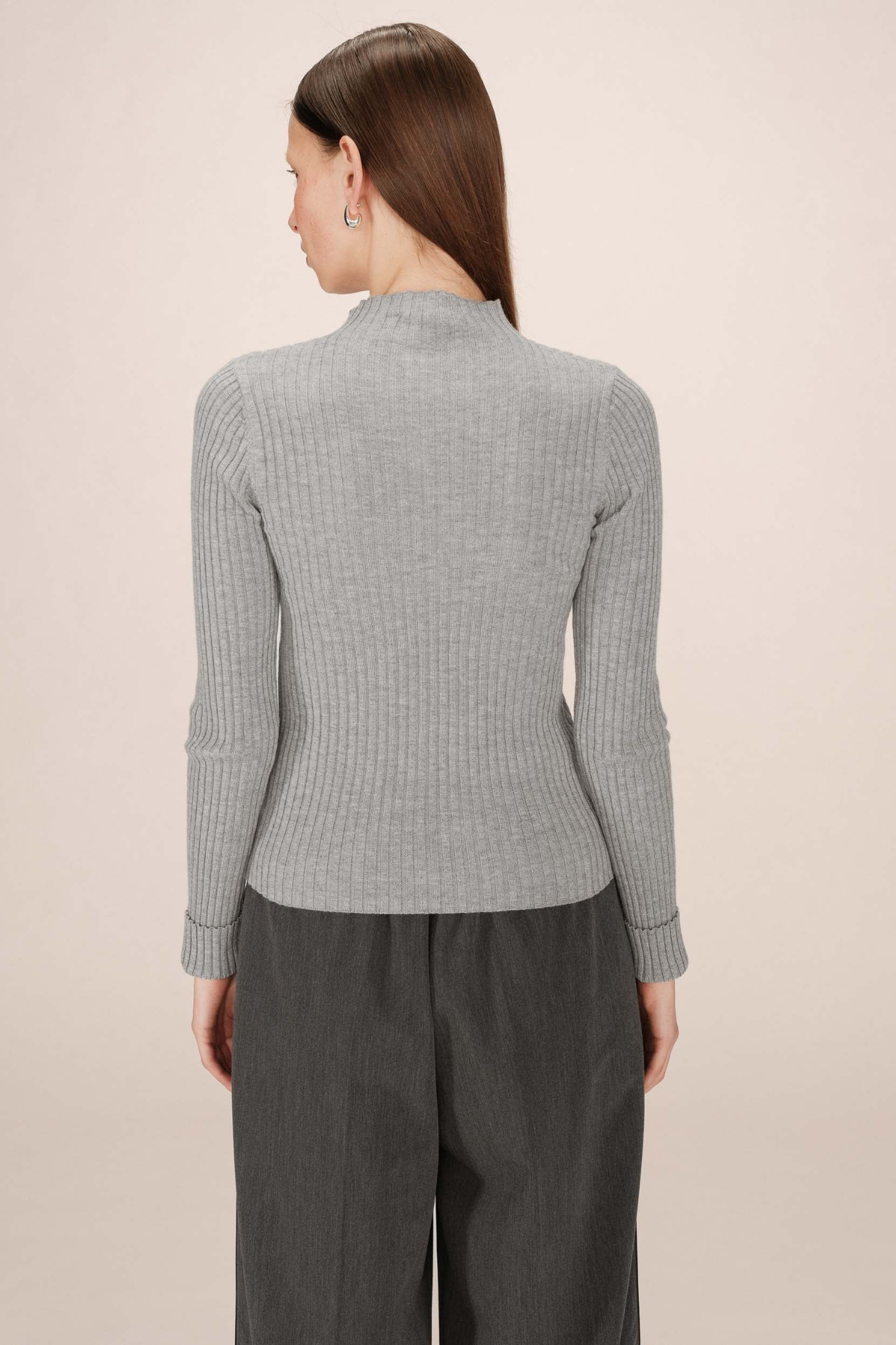 SATURDAY PULLOVER - GREY