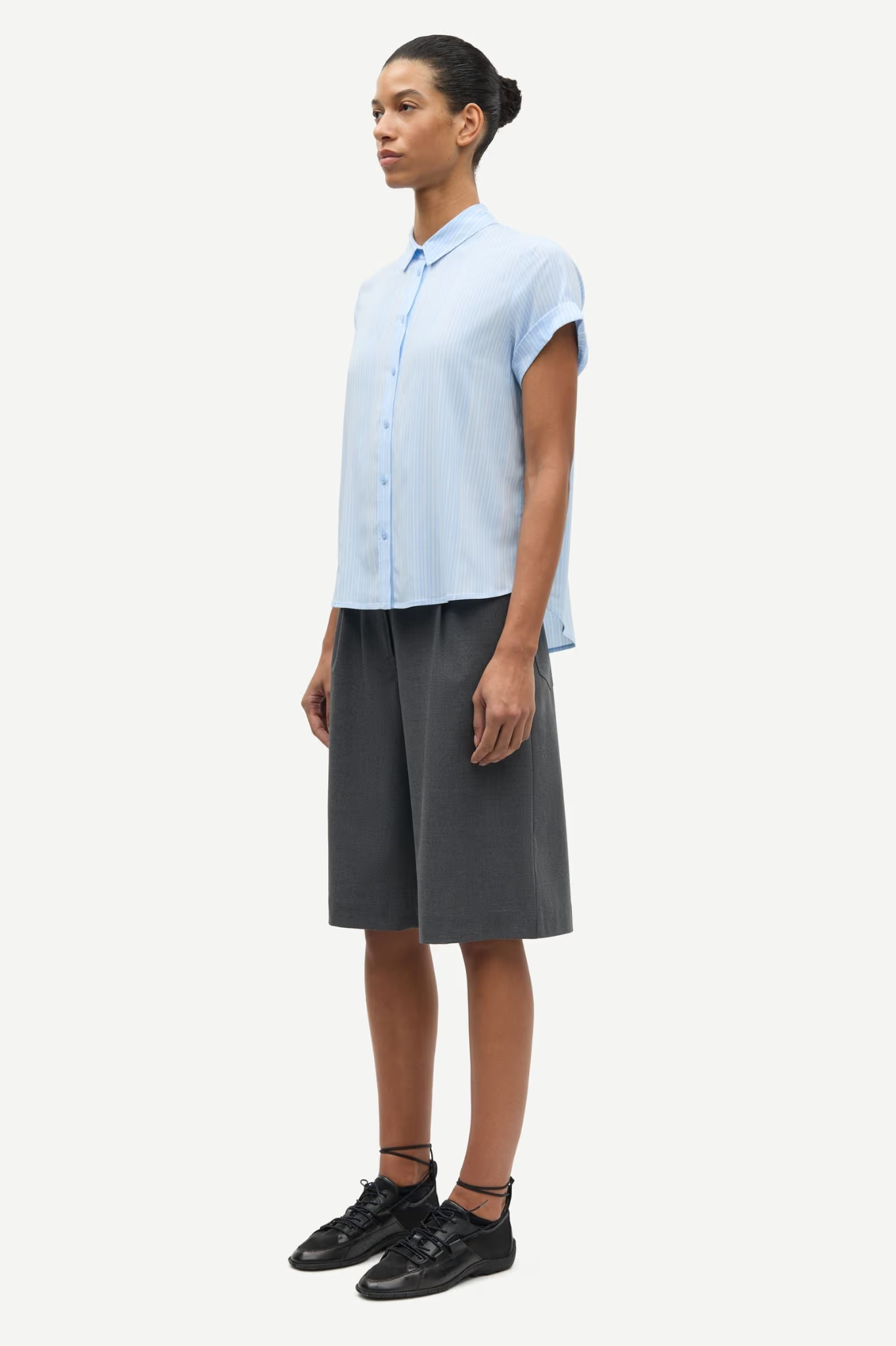 HARPER PLEAT SHORTS - BLUE SHADOW