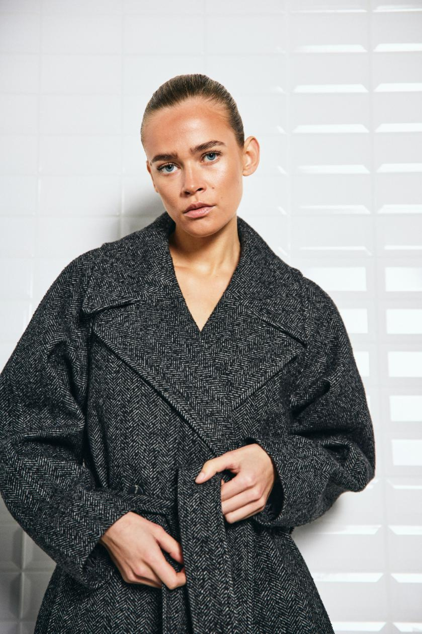 BROOKLYN HERRINGBONE JACKET - BLACK