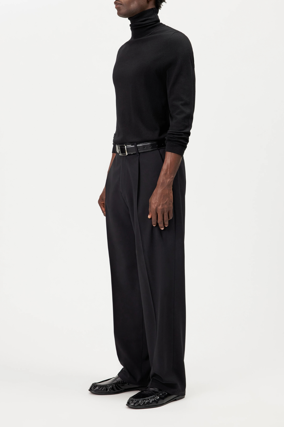 RIKKAD TROUSERS - BLACK