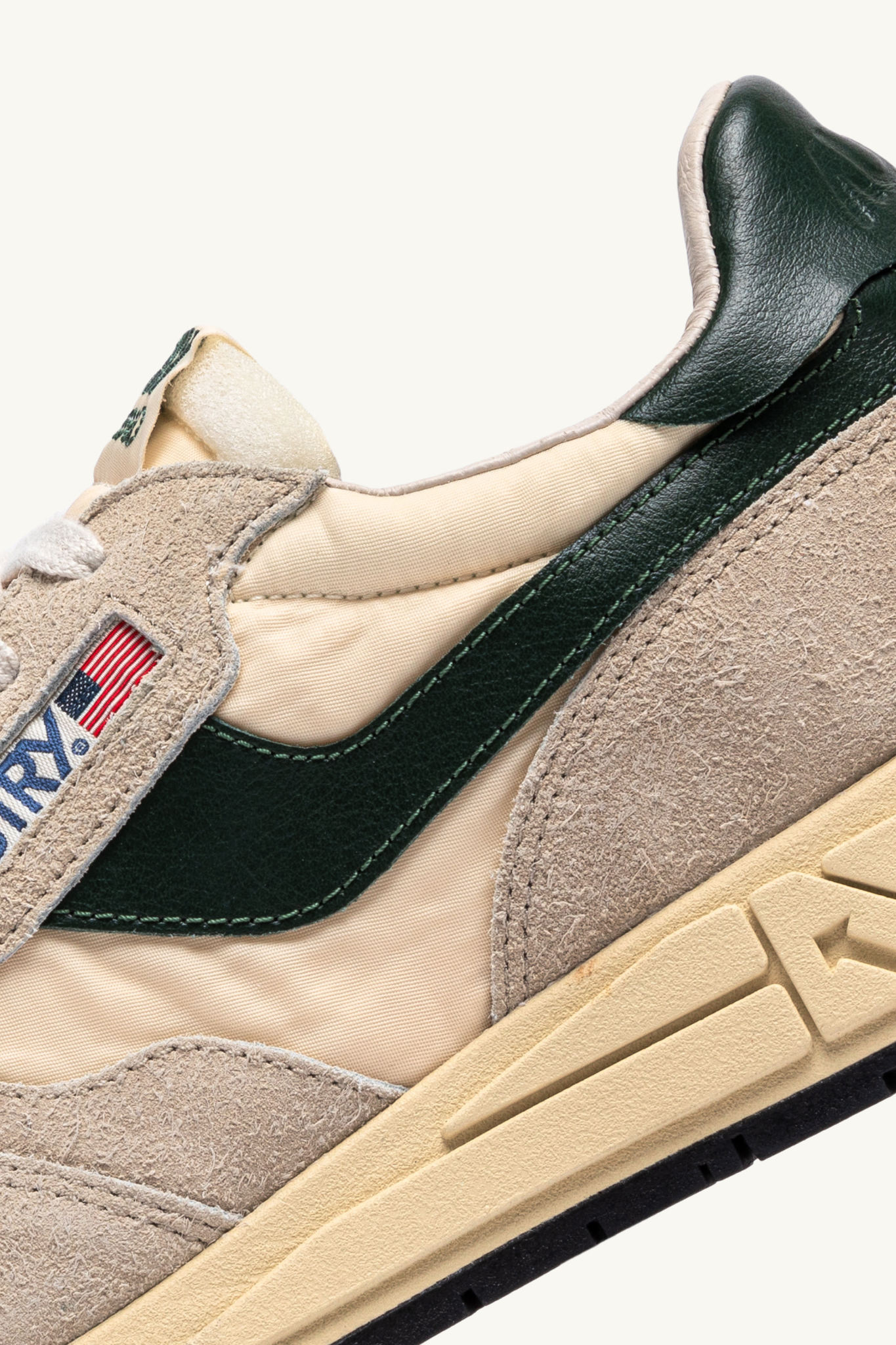 WWLM-UT26 - REELWIND LOW MEN SNEAKERS - SUEDE/NET ECRU/MOUNT