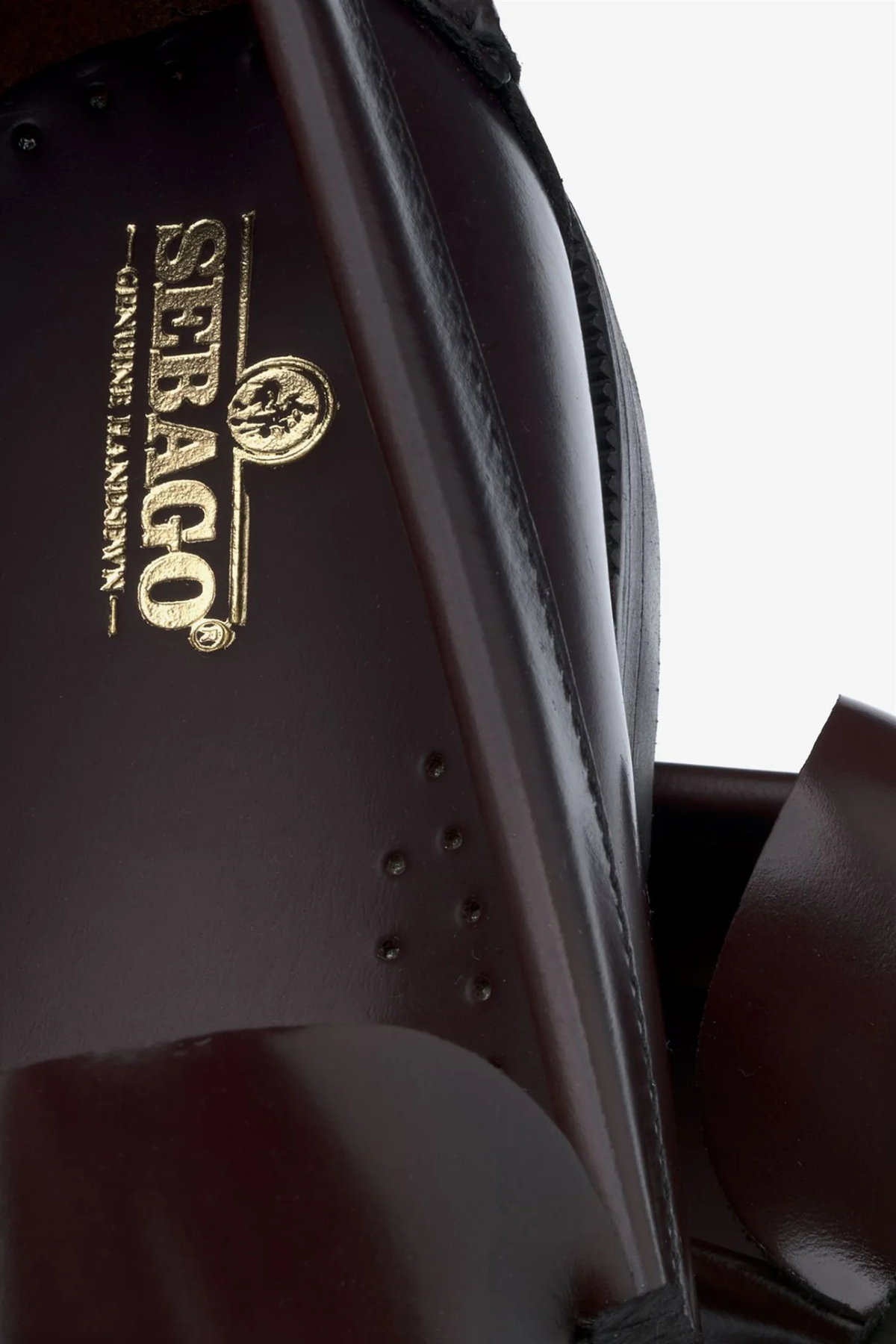 CLASSIC DAN WOMEN SHOES - BROWN BORDAUX