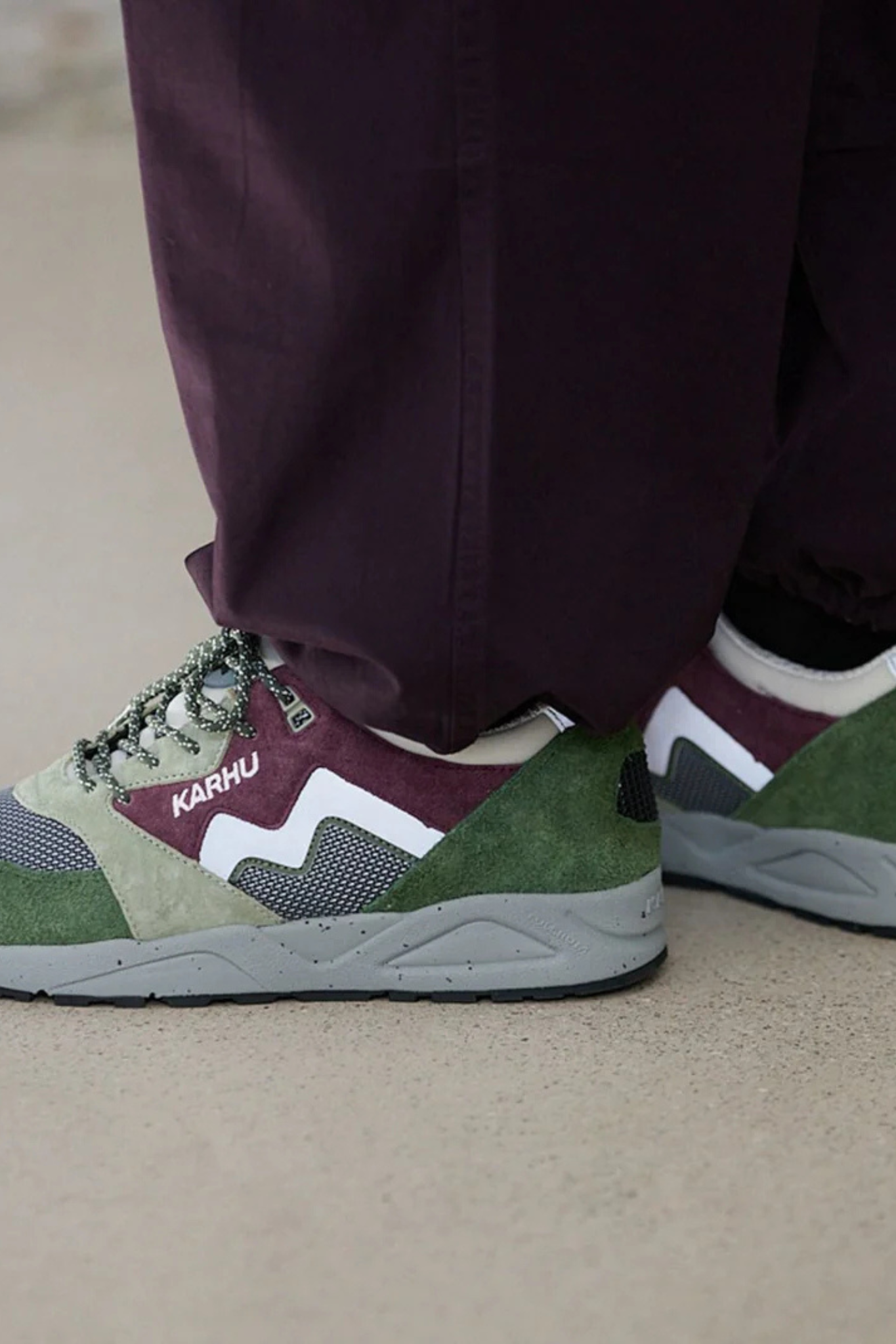 ARIA 95 MEN SNEAKERS - BRONZE GREEN/FIG