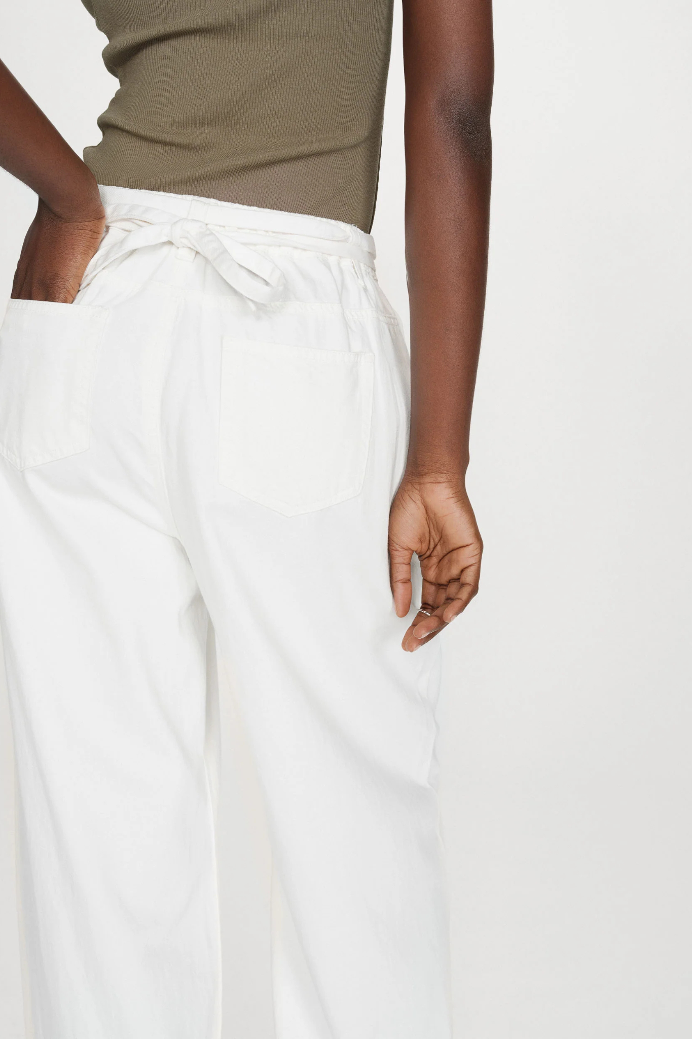 POMPON JEANS - WHITE