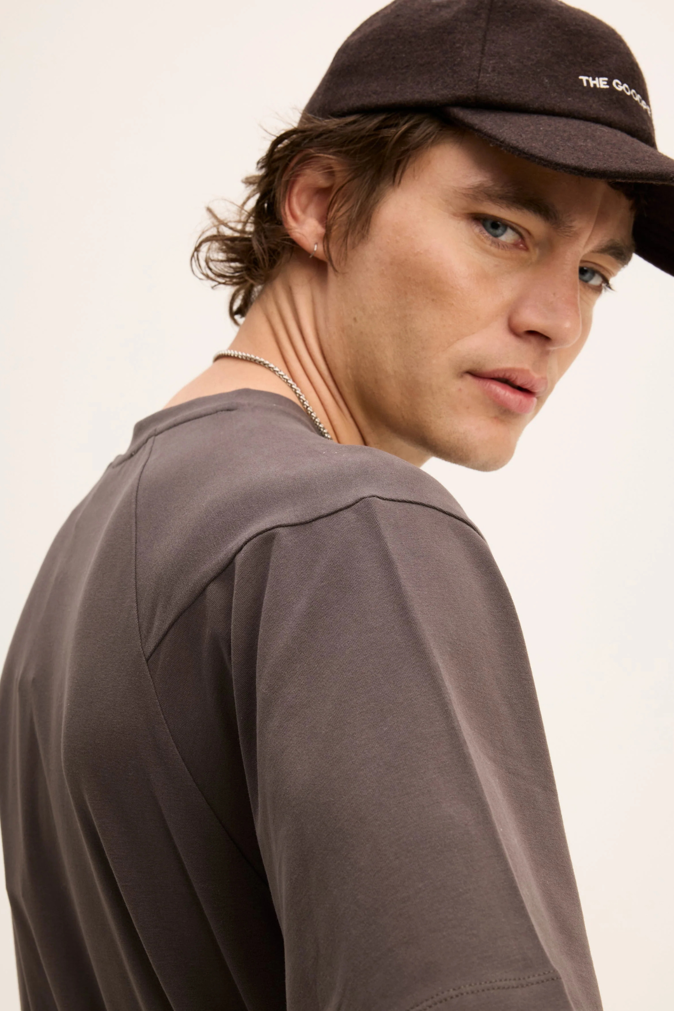 TED T-SHIRT - DARK BROWN