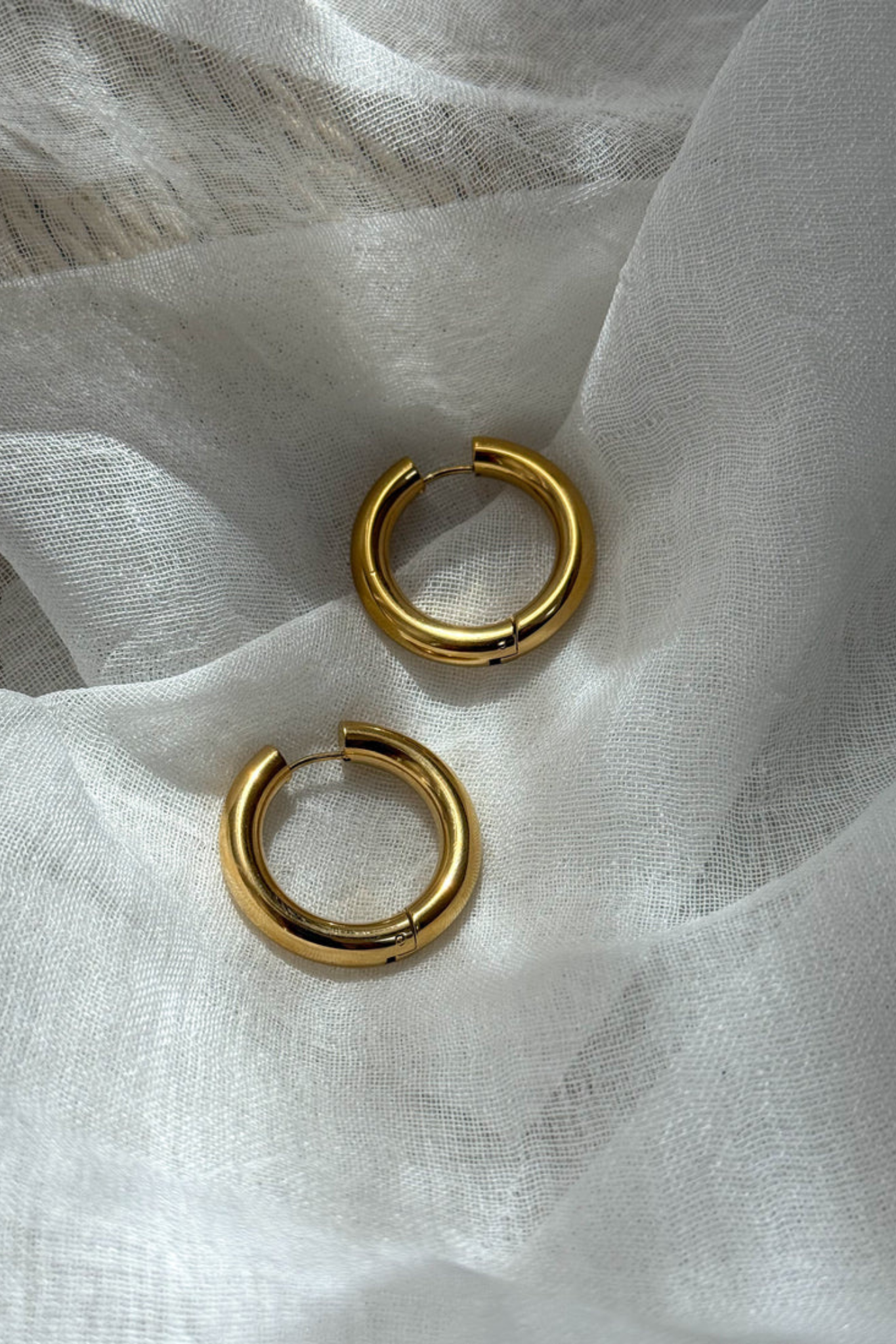 LUNA EARRING - GOLD