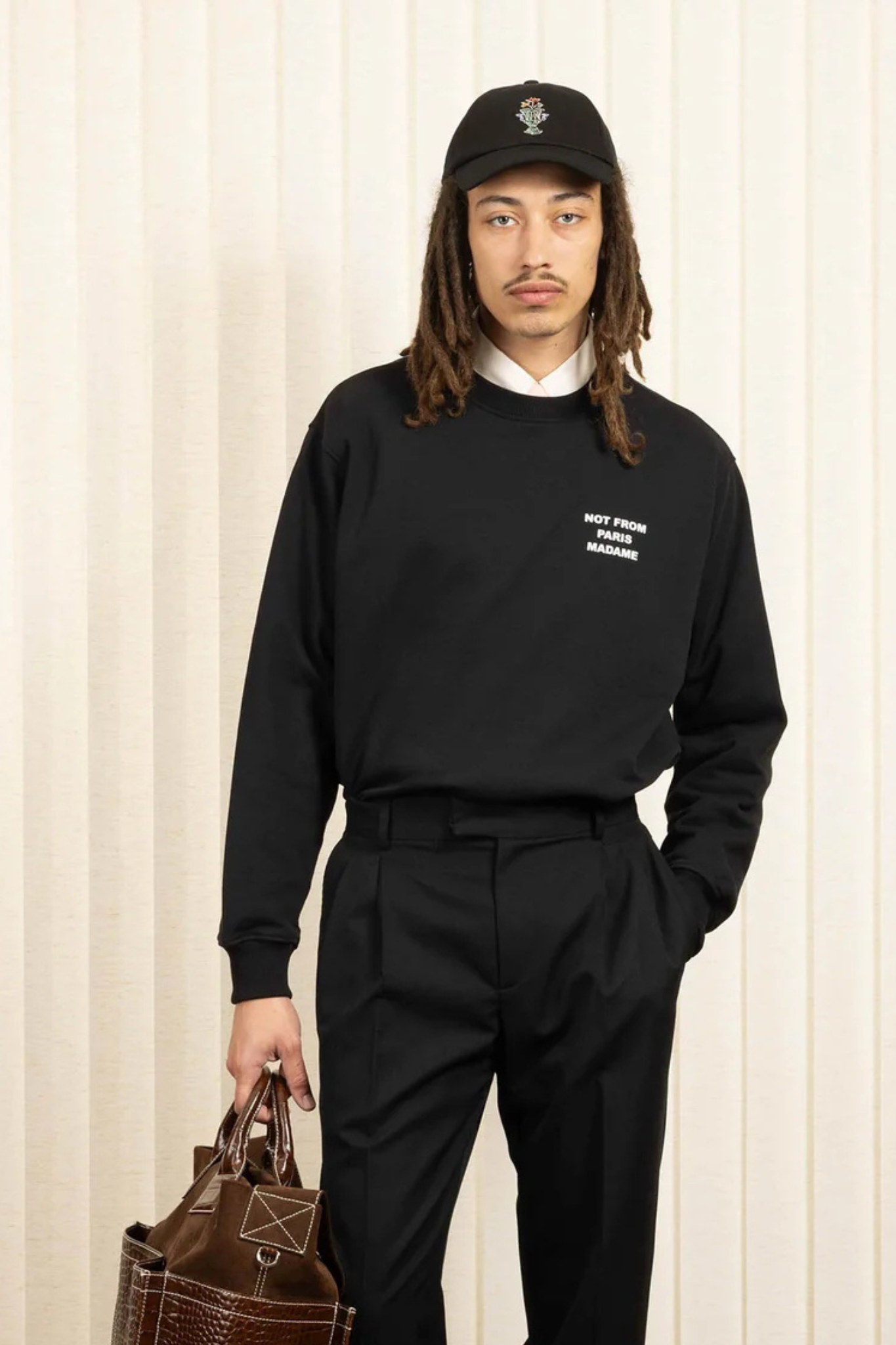LE SWEATSHIRT SLOGAN CLASSIQUE - BLACK