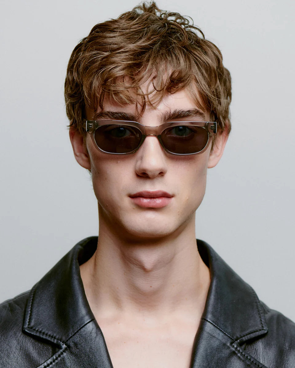 BROR SUNGLASSES - GREY TRANSPARENT