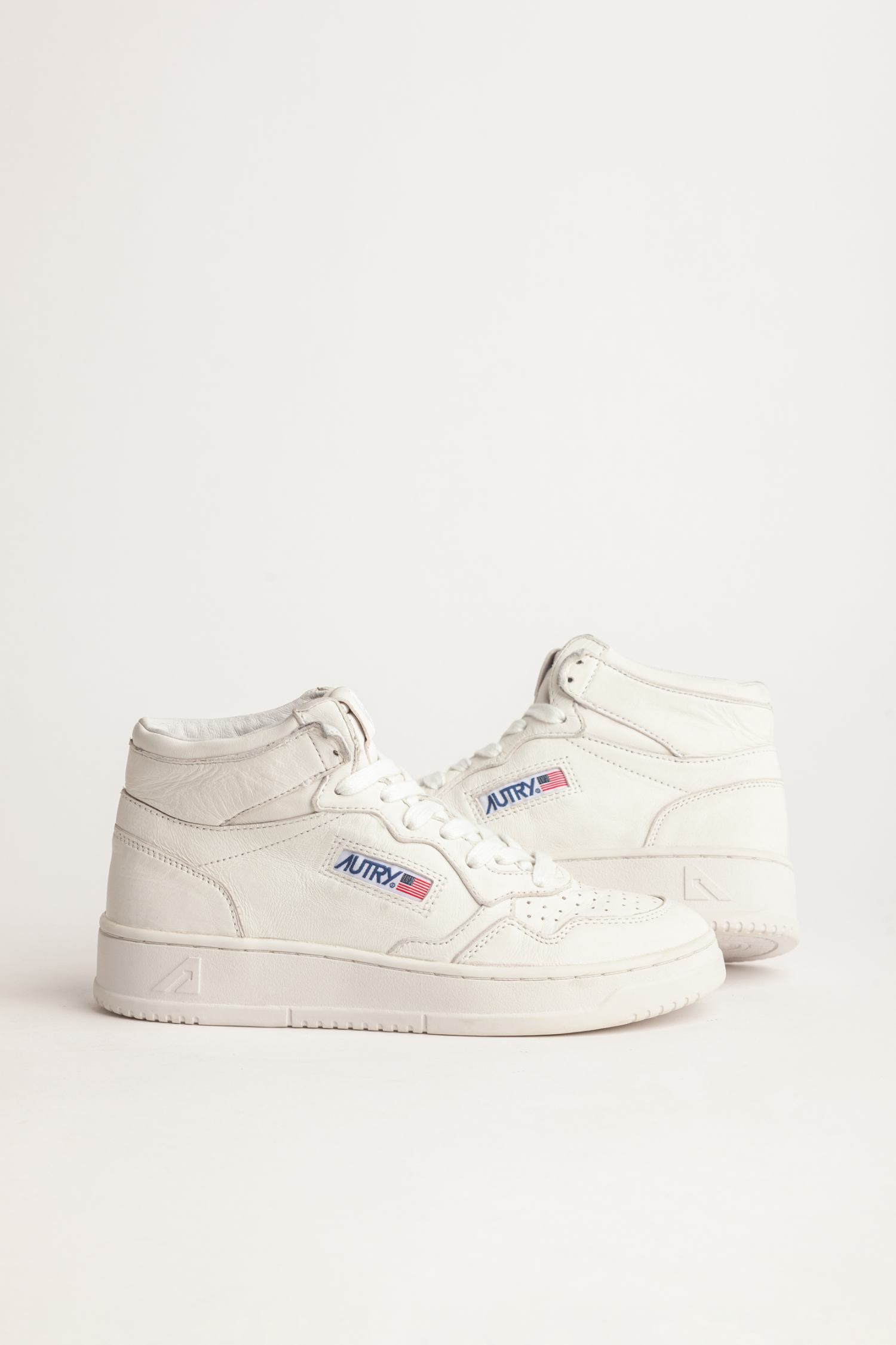 AUMW-SG10 - MEDALIST MID SNEAKERS IN SOFT GOATSKIN COLOR WHITE