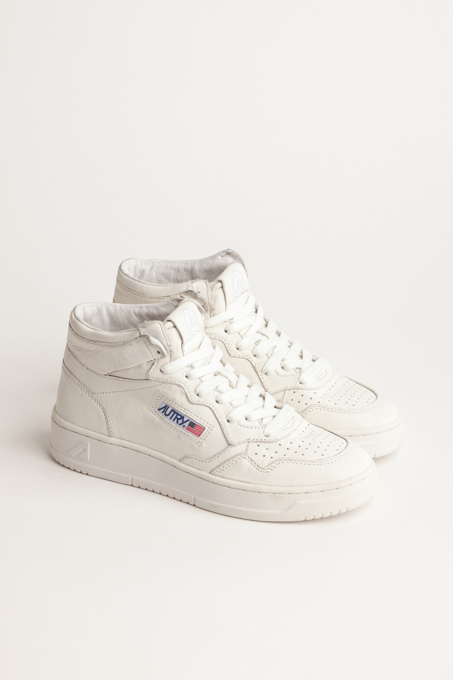AUMW-SG10 - MEDALIST MID SNEAKERS IN SOFT GOATSKIN COLOR WHITE