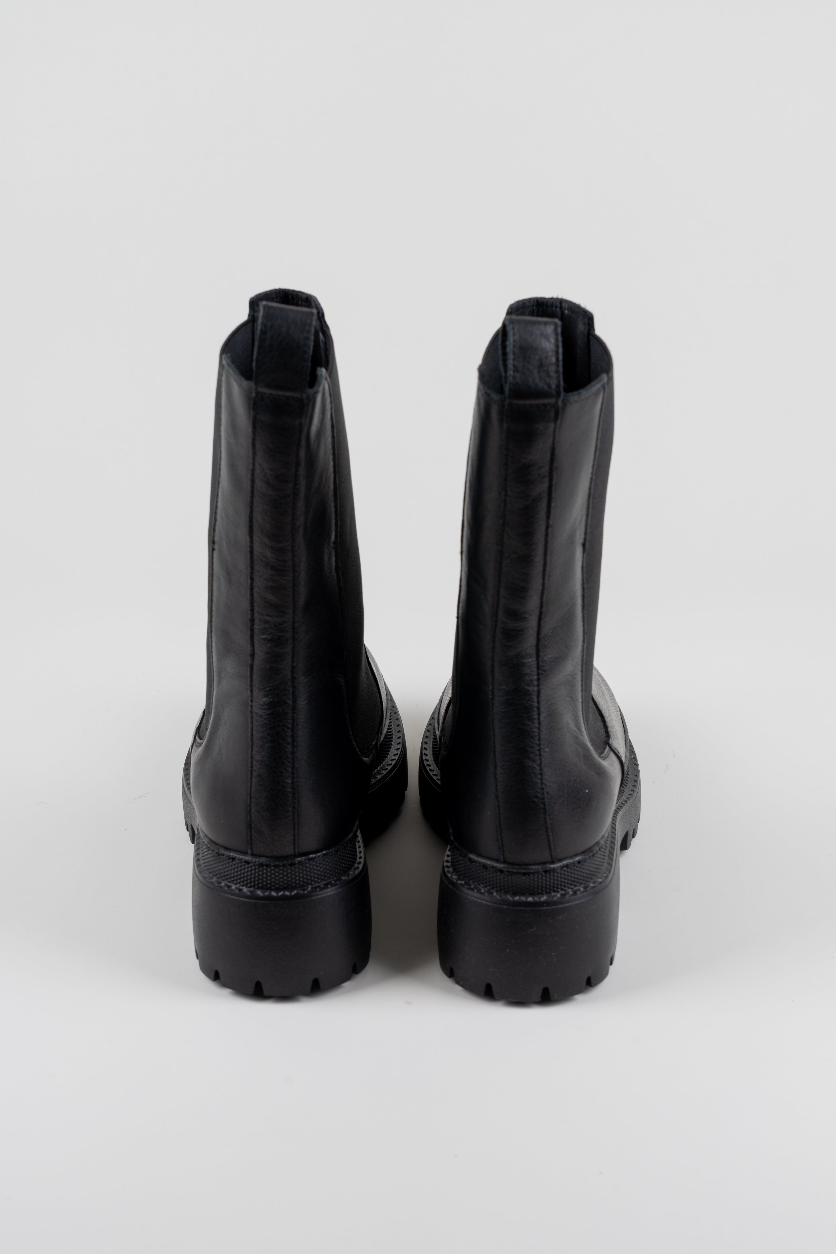 SAVAGE BOOTS