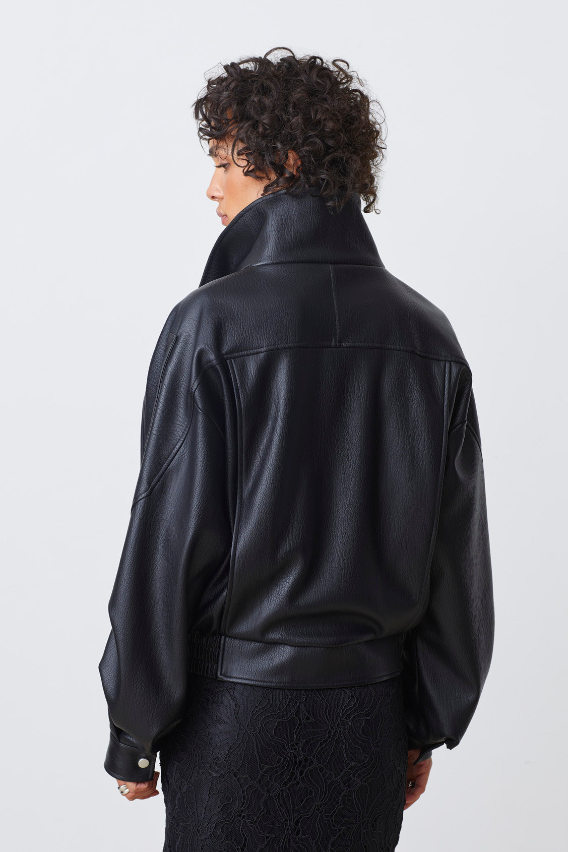 EARLY JACKET - BLACK