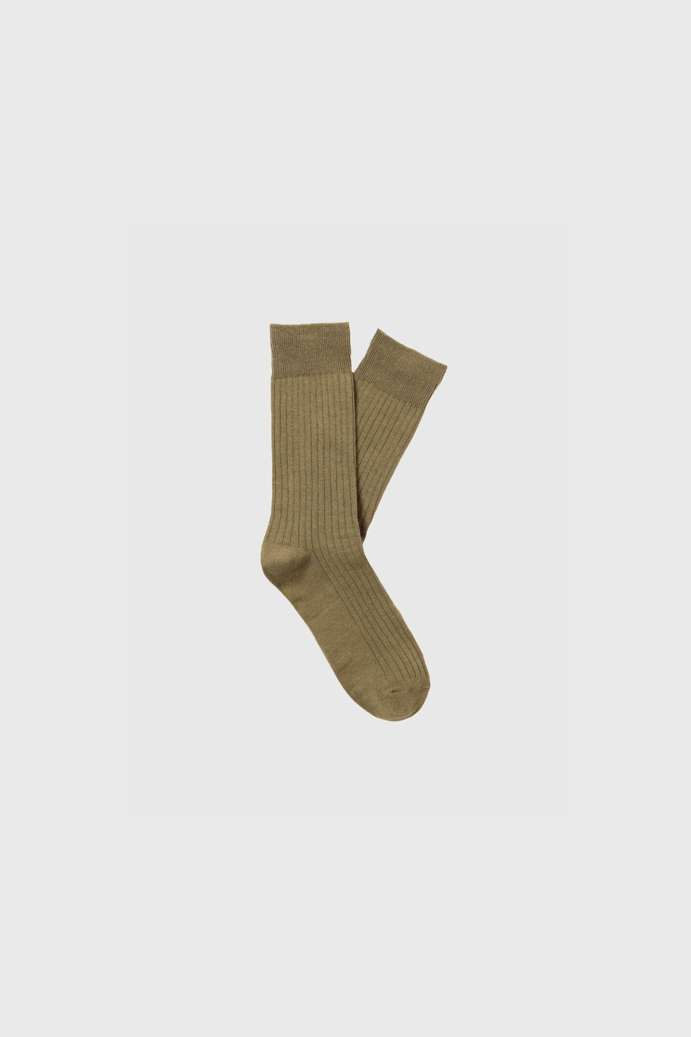 Selected Homme kase socks in vetiver.