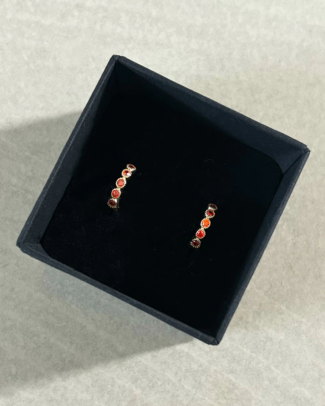 BR OLIVE CAMEL SWAROVSKI CLIP EARRINGS