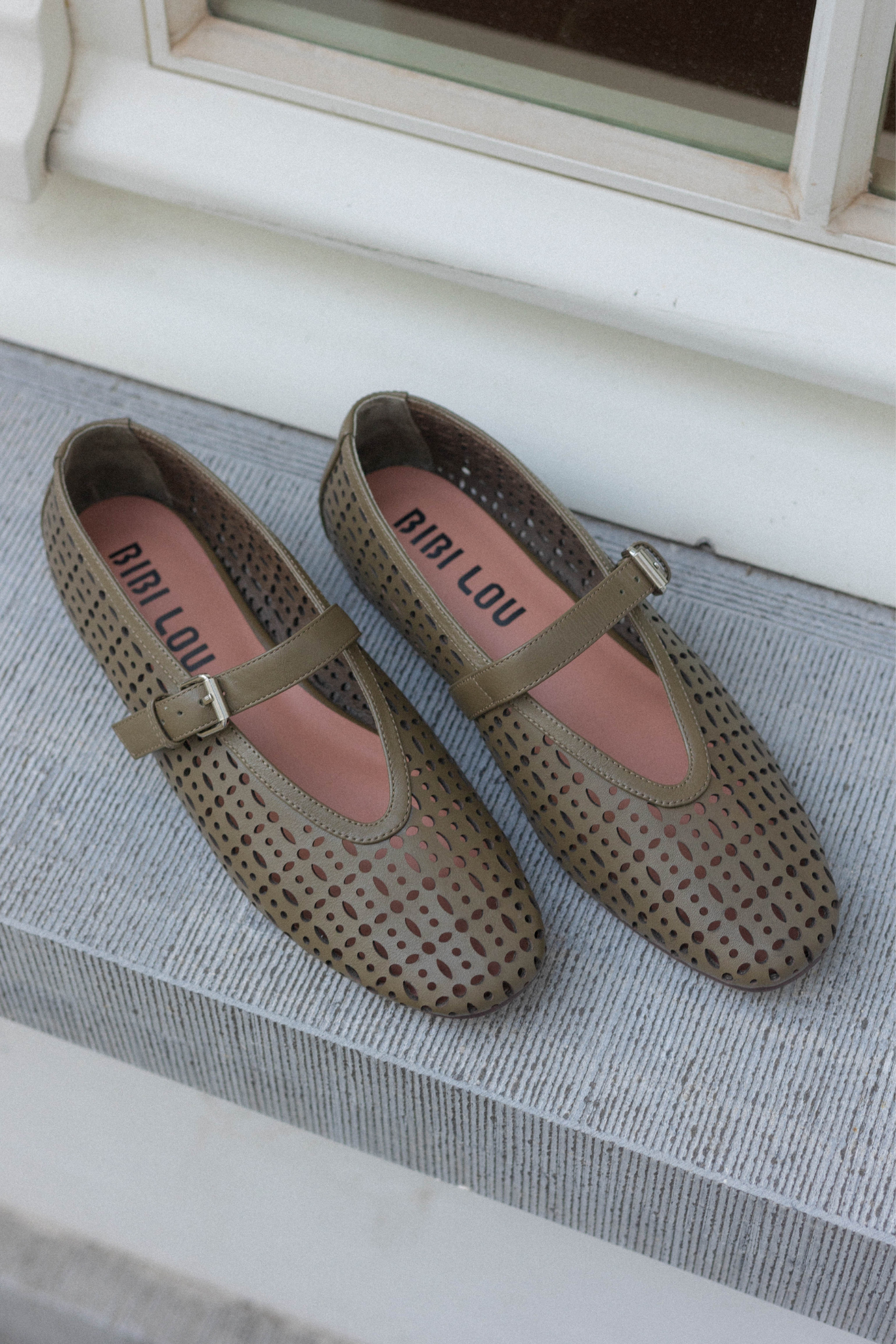 MAIA FLAT SHOES - KAKI GREEN