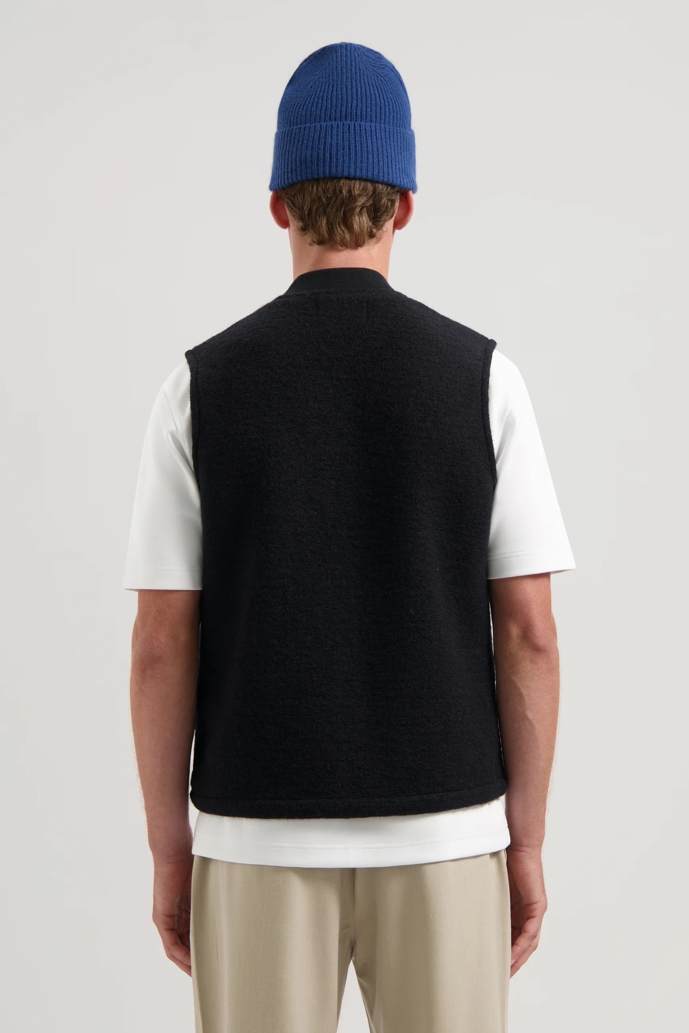 NILS GILET - BLACK