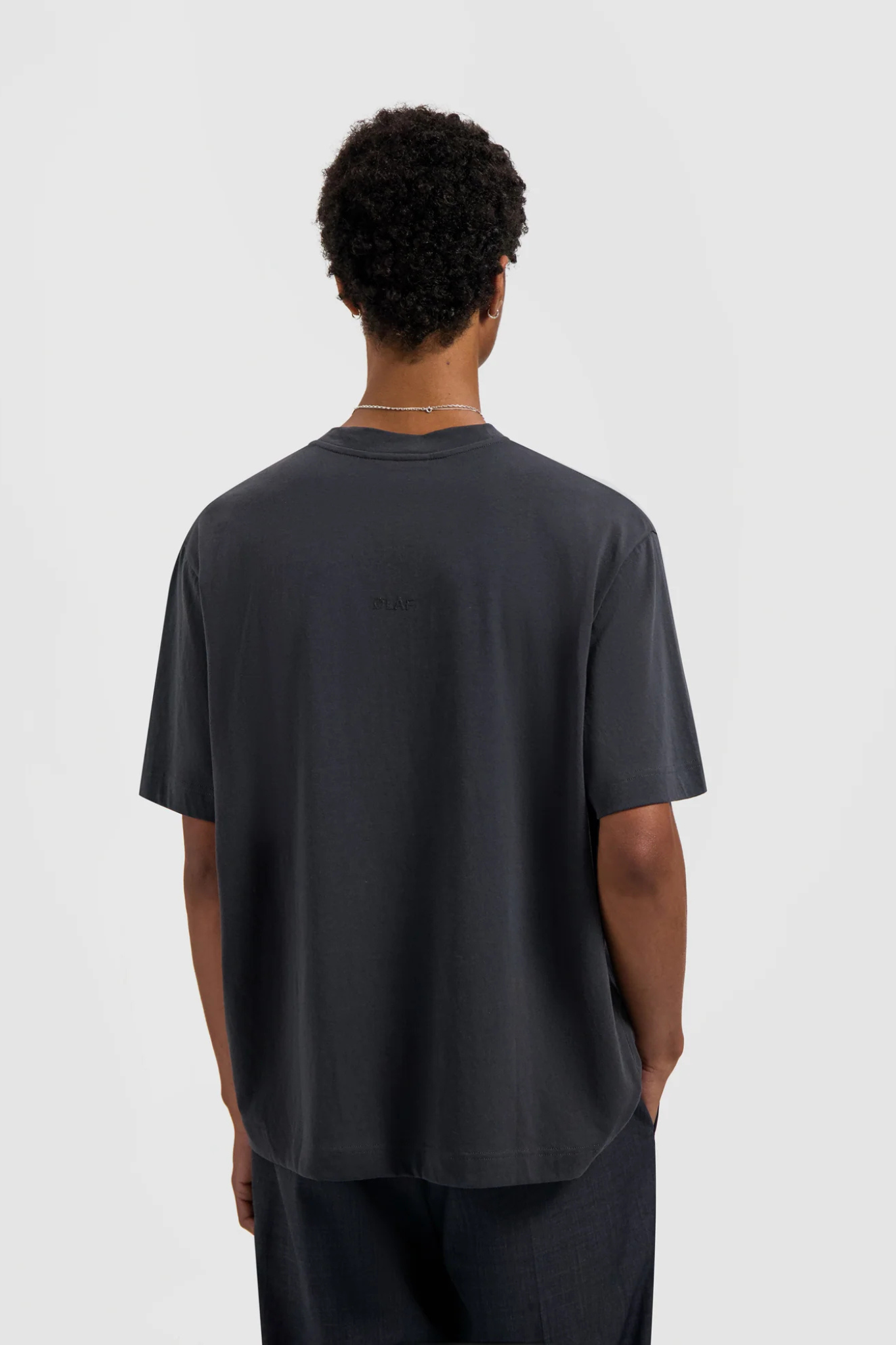 ESSENTIAL T-SHIRT - CHARCOAL