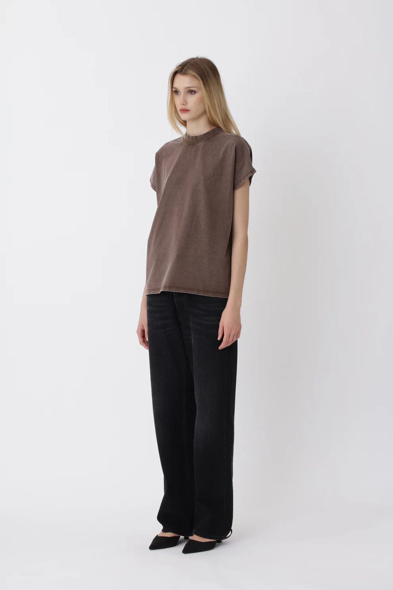 EMERSON T-SHIRT - WASHED CARAFE BROWN