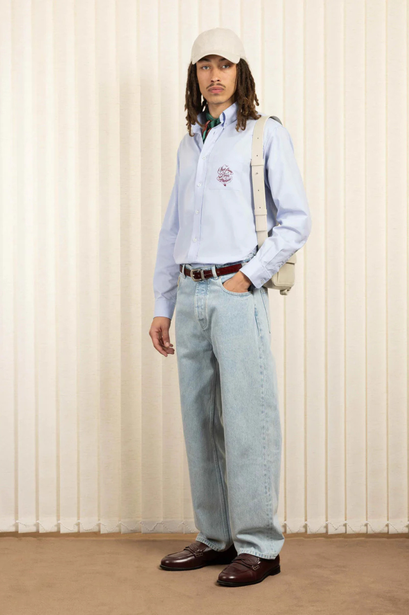 LE JEAN DELAVE -  LIGHT BLUE