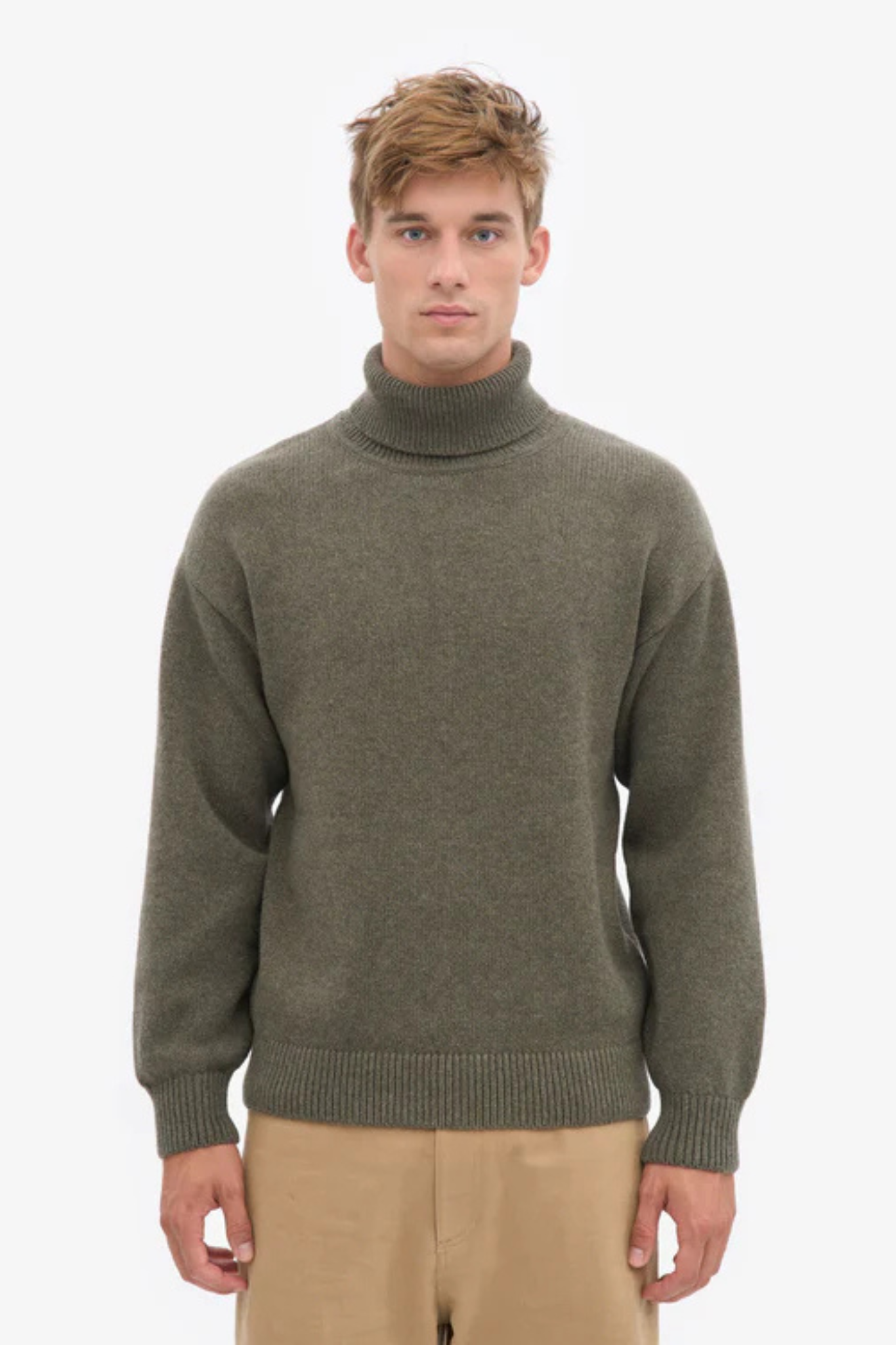 MERINO WOOL TURTLENECK - DUSTY OLIVE