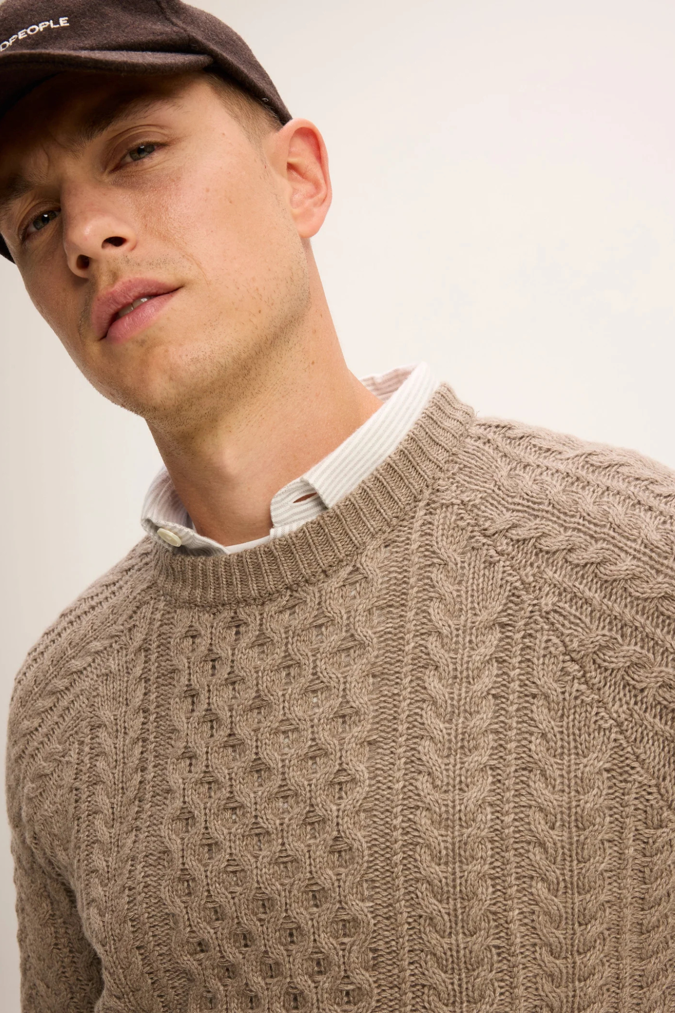 PATTERN SWEATER - MID BROWN