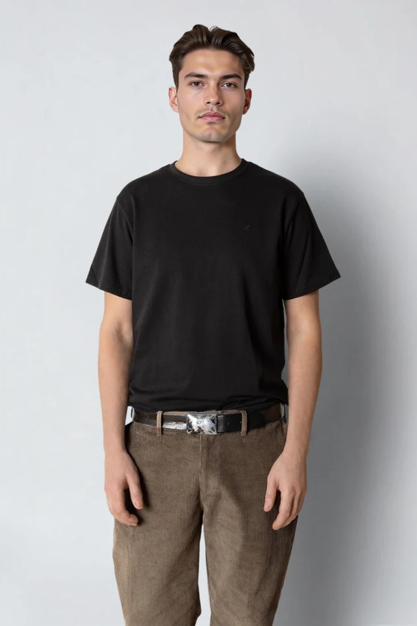 STABLE T-SHIRT - BLACK