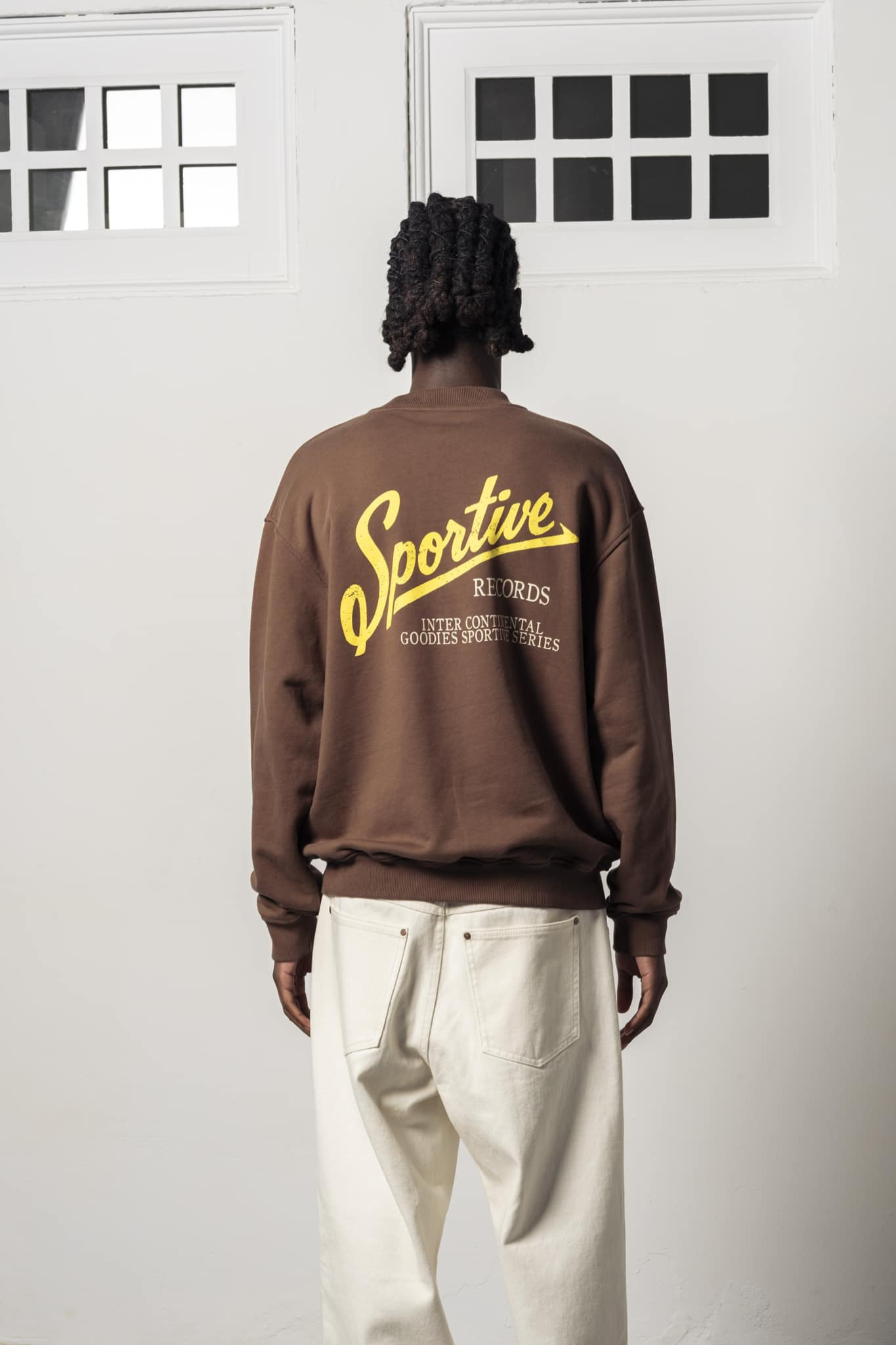 INTERCONTINENTAL CREWNECK - BROWN