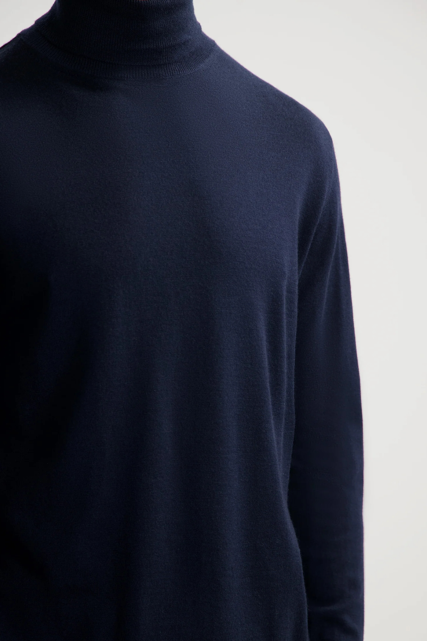 DESTIN TURTLENECK SWEATER - DK. NAVY