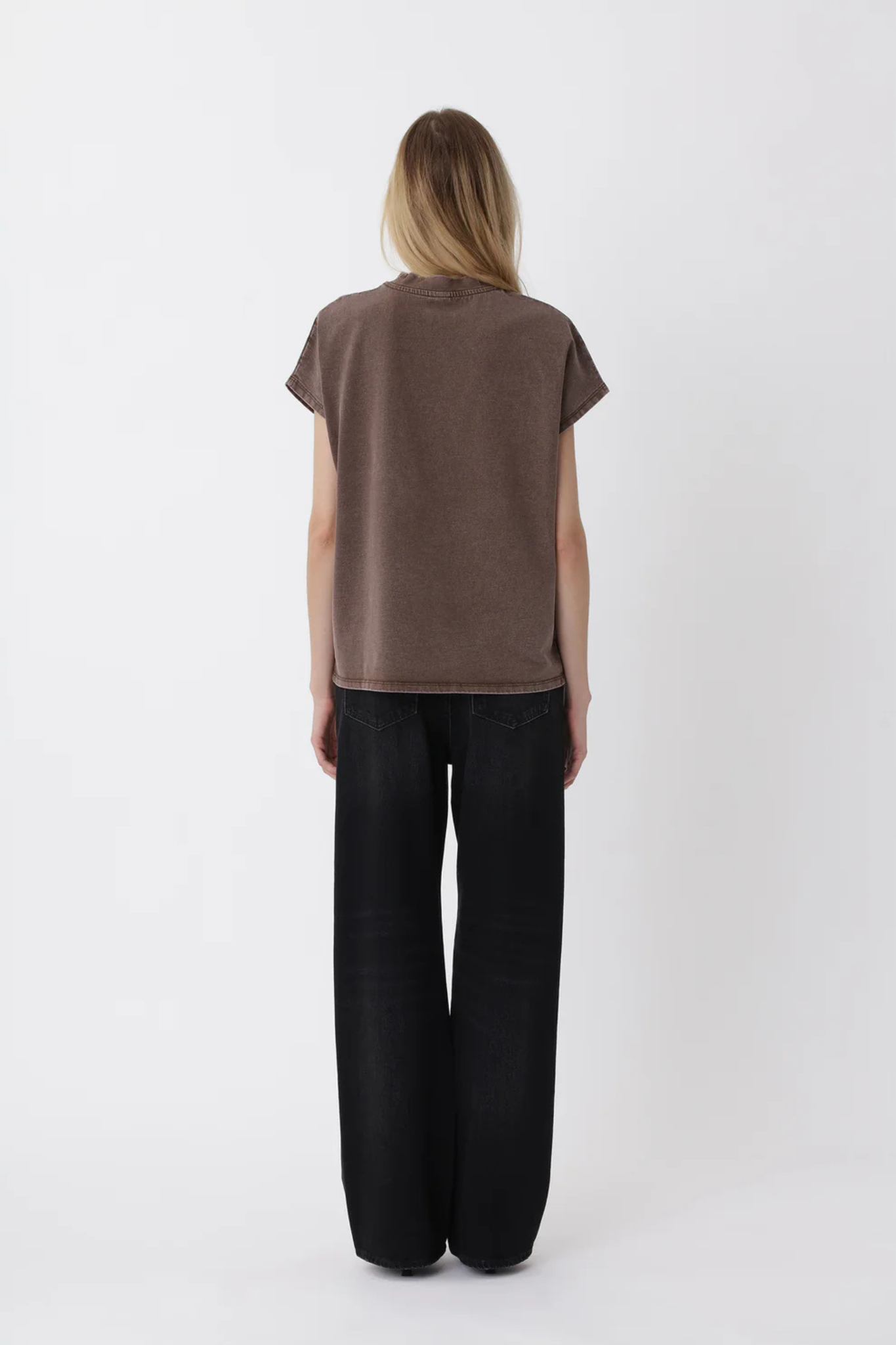 EMERSON T-SHIRT - WASHED CARAFE BROWN