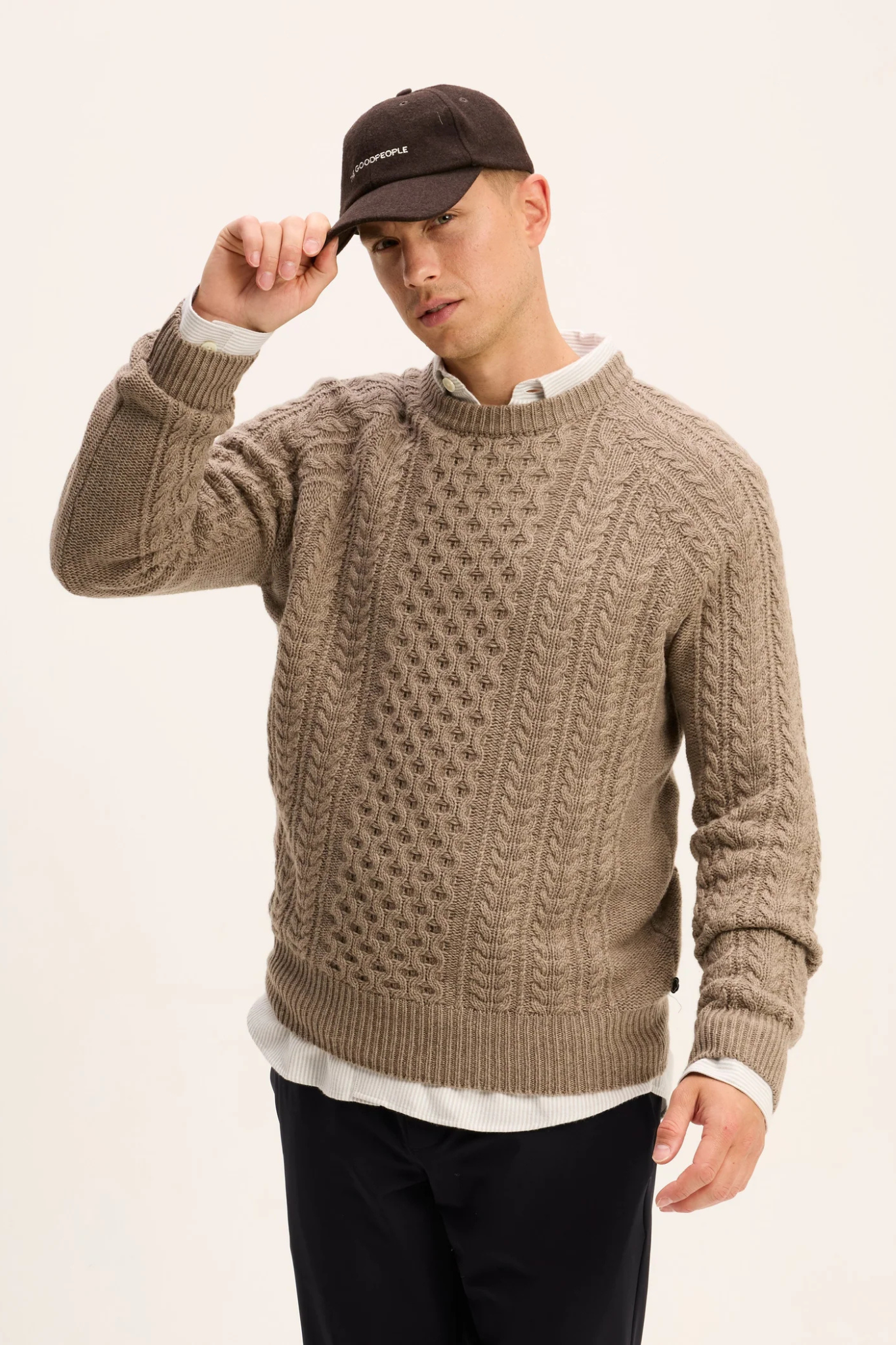 PATTERN SWEATER - MID BROWN