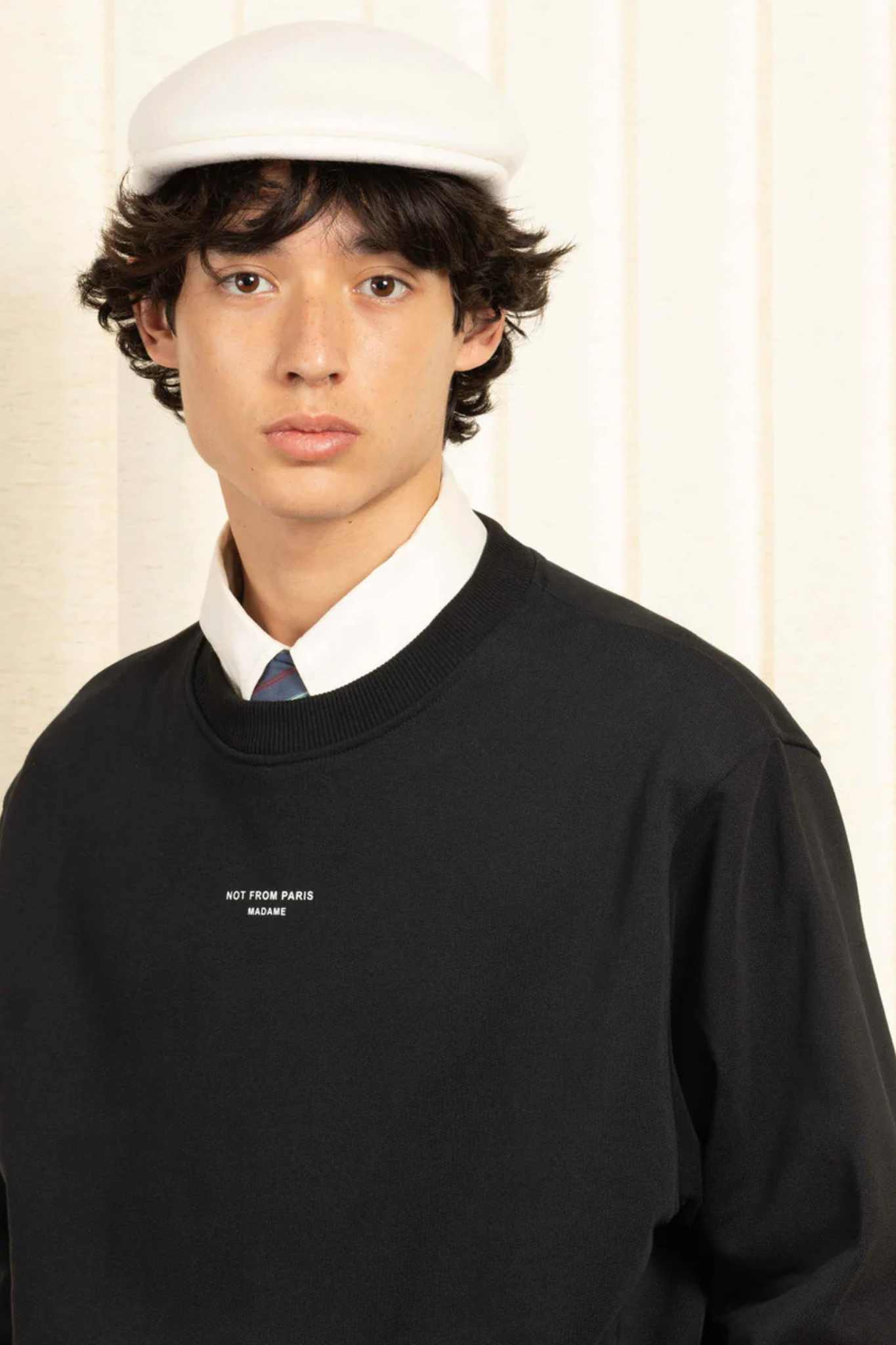 LE SWEATSHIRT SLOGAN CLASSIQUE - BLACK