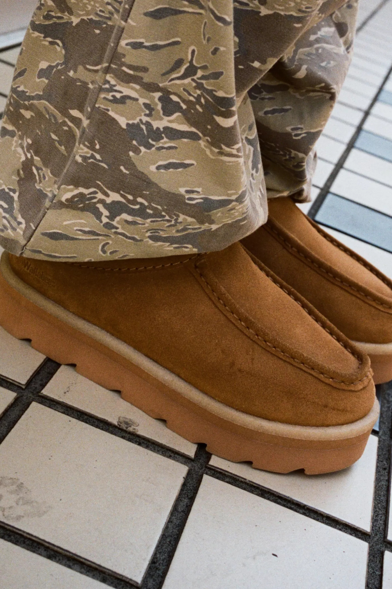 MEARE MULE SHOES - CARAMEL WARMLINED