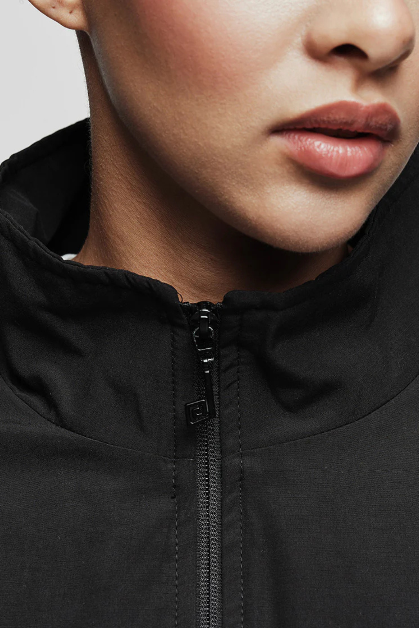 CORE JACKET - BLACK