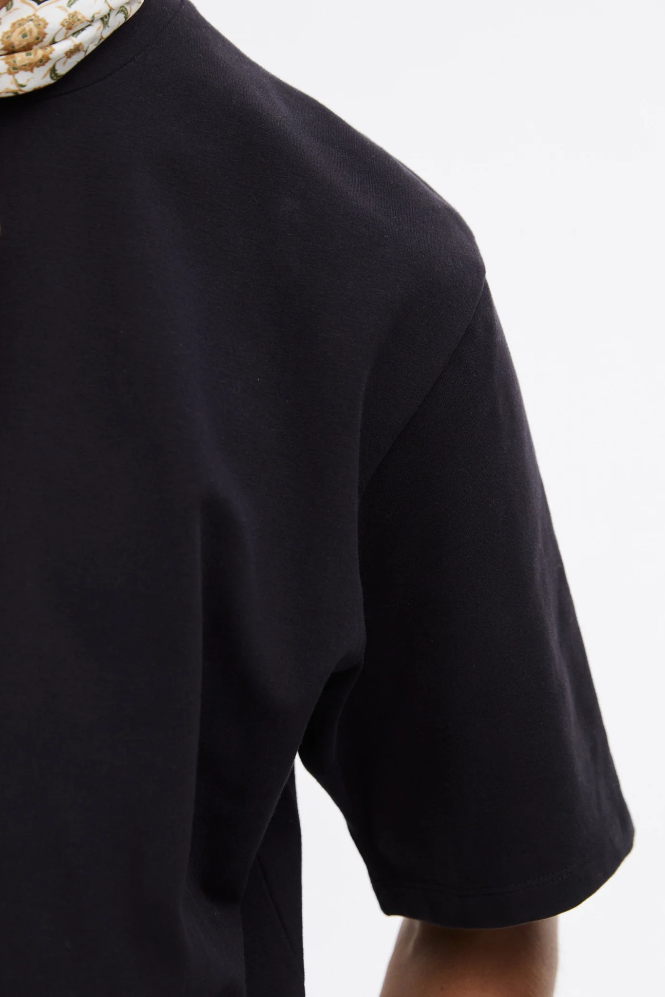 TED T-SHIRT - BLACK