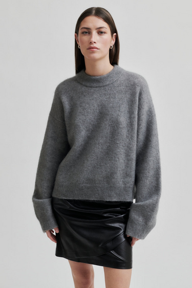 BROOK KNIT DROP SHOULDER O-NECK - CHARCOAL GRAY