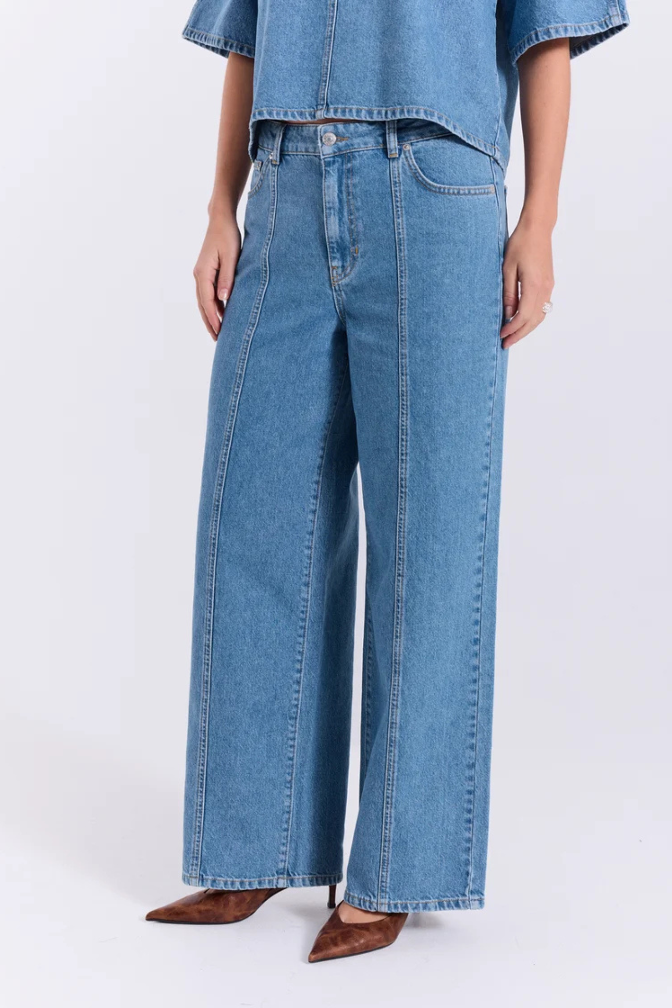 MAJA CUTLINE JEANS - MEDIUM BLUE DENIM