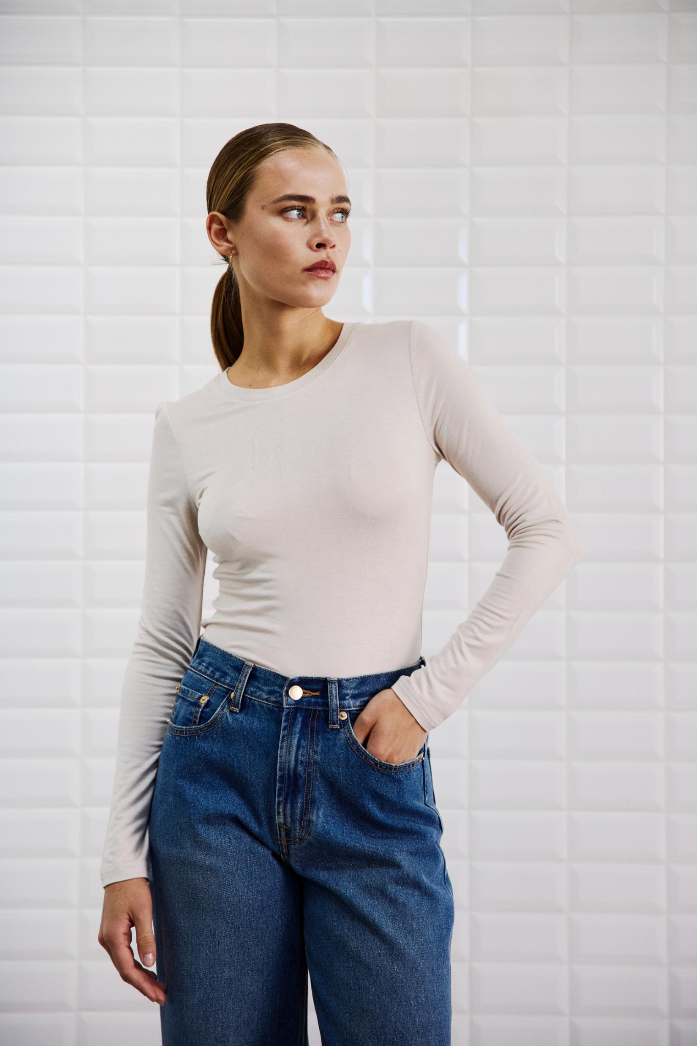 LOLA LS T-SHIRT - CLOUD WHITE
