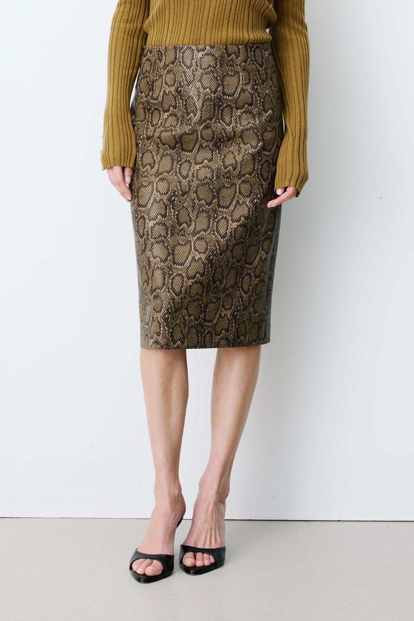 ACACIA SKIRT - PHYTON