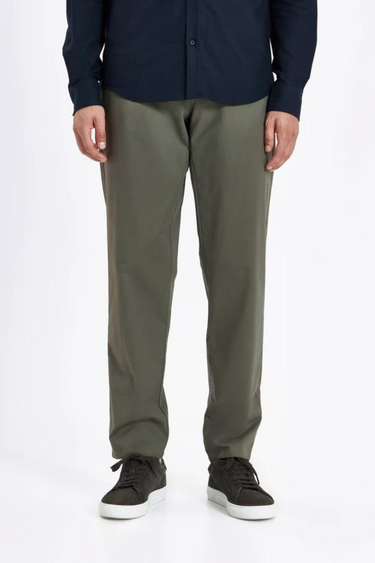 JARED TWILL CHINO PANTS - OLIVE NIGHT