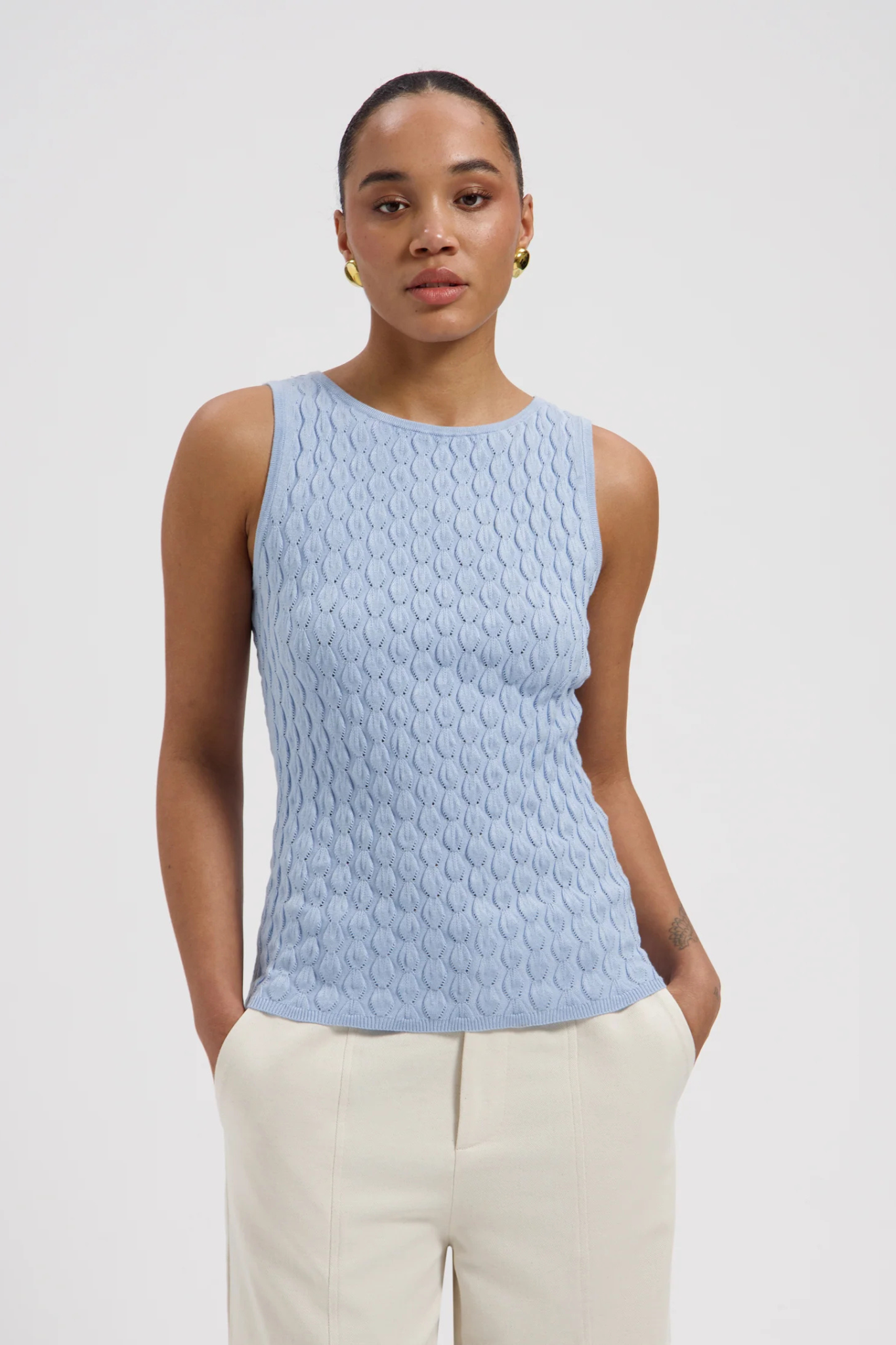 AMIRA KNIT TOP - LIGHT BLUE