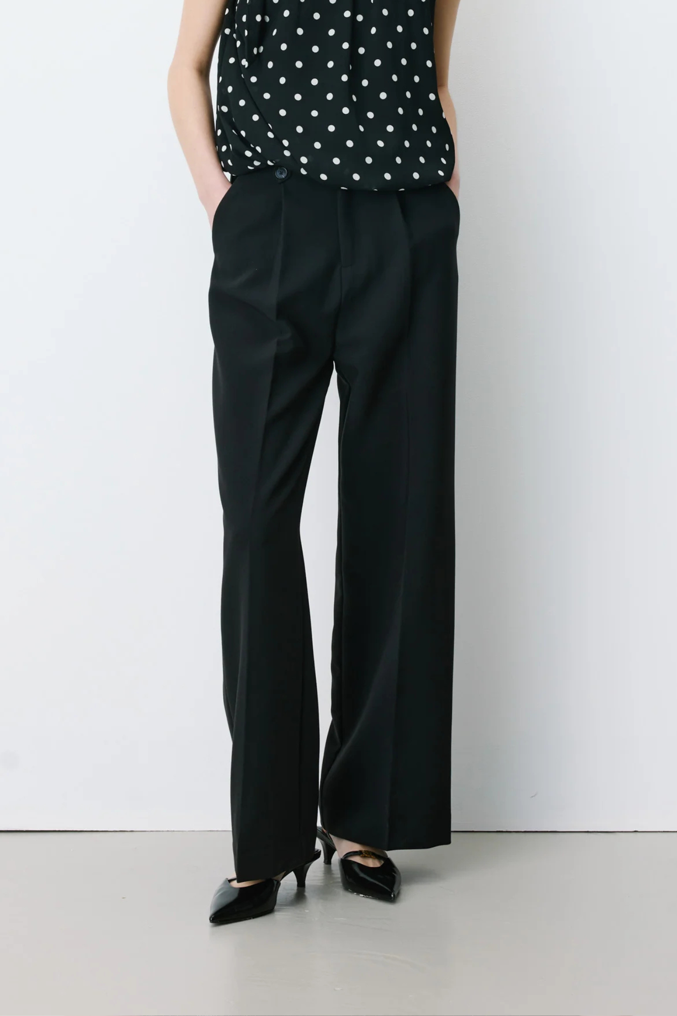 NILAY PANTS - BLACK